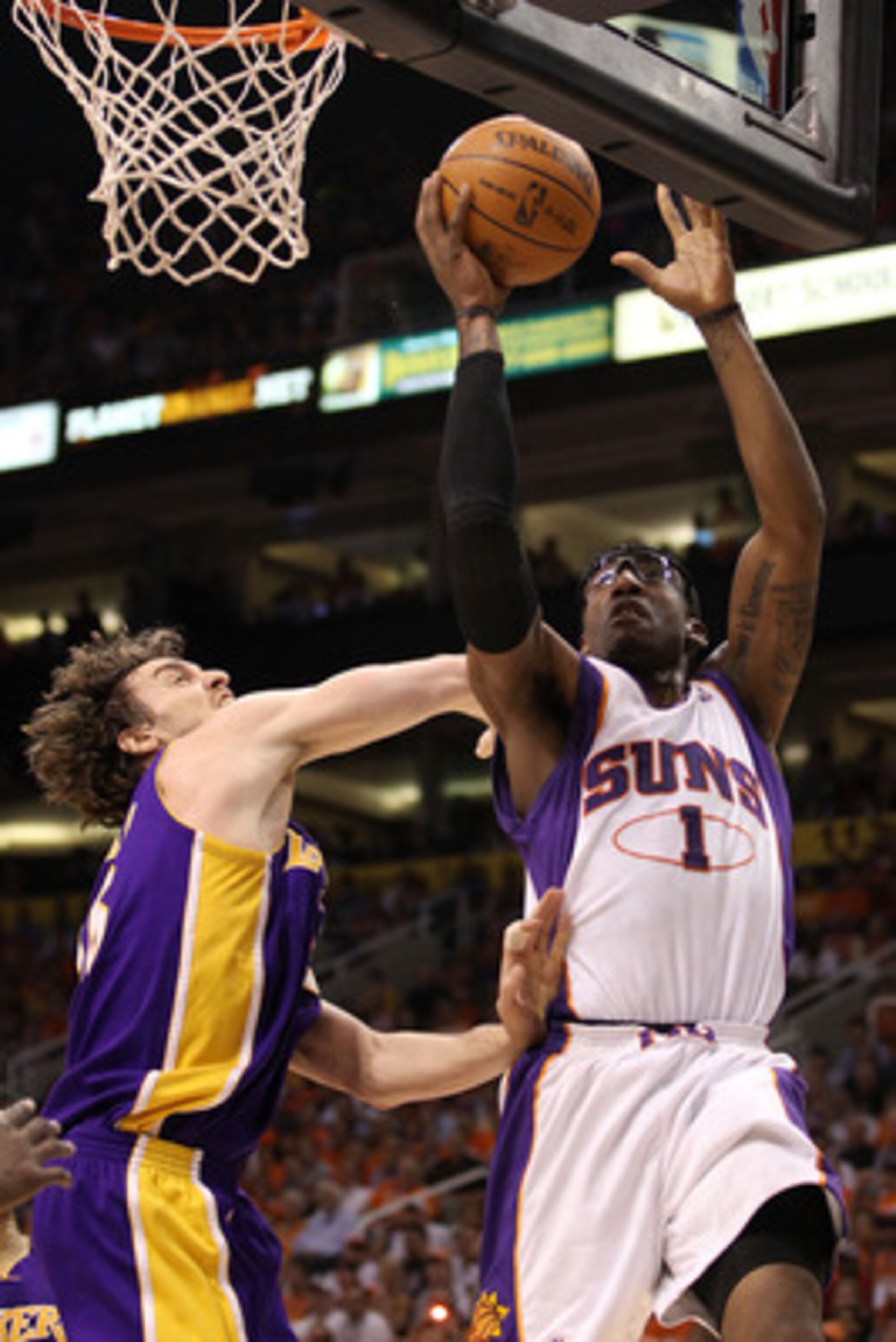 PHOENIX - MAY 25:  Amar'e Stoudemire #1 of the Phoenix Suns goes up a shot against the Los Angeles Lakers in the first quarter of Game Four of the Western Conference Finals during the 2010 NBA Playoffs at US Airways Center on May 25, 2010 in Phoenix, Ariz