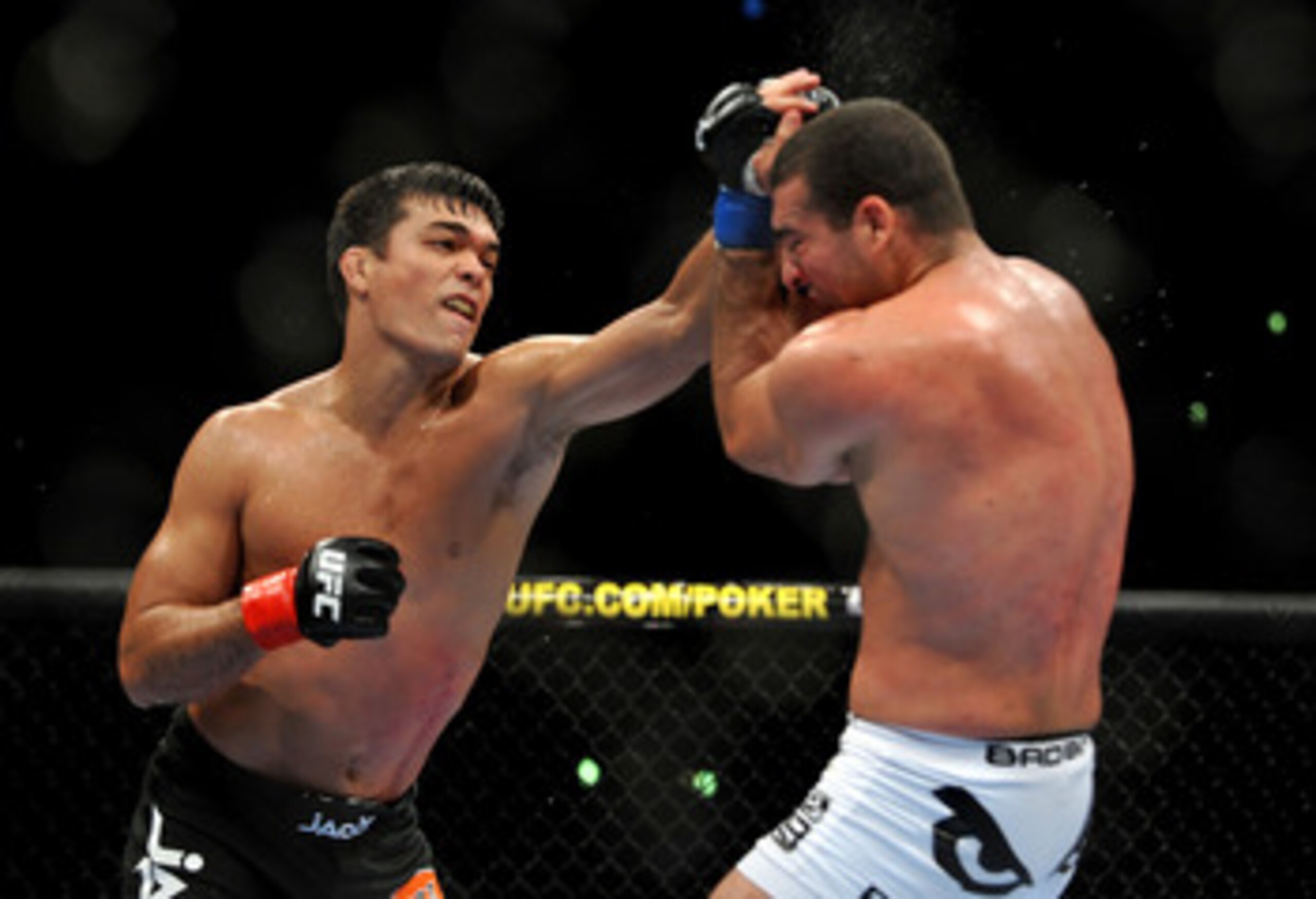 LOS ANGELES, CA - OCTOBER 24:  UFC Light Heavyweight Champion Lyoto Machida (R) battles with UFC Light Heavyweight challenger Mauricio Rua (L) during their title fight at UFC 104 at Staples Center on October 24, 2009 in Los Angeles, California. (Photo by 