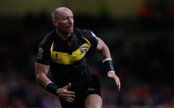 CARDIFF, WALES - FEBRUARY 13:  Gareth Thomas of Crusaders in action during the Engage Super League Match between Crusaders RL and Salford City Reds at Millennium Stadium on February 13, 2011 in Cardiff, Wales.  (Photo by Stu Forster/Getty Images)