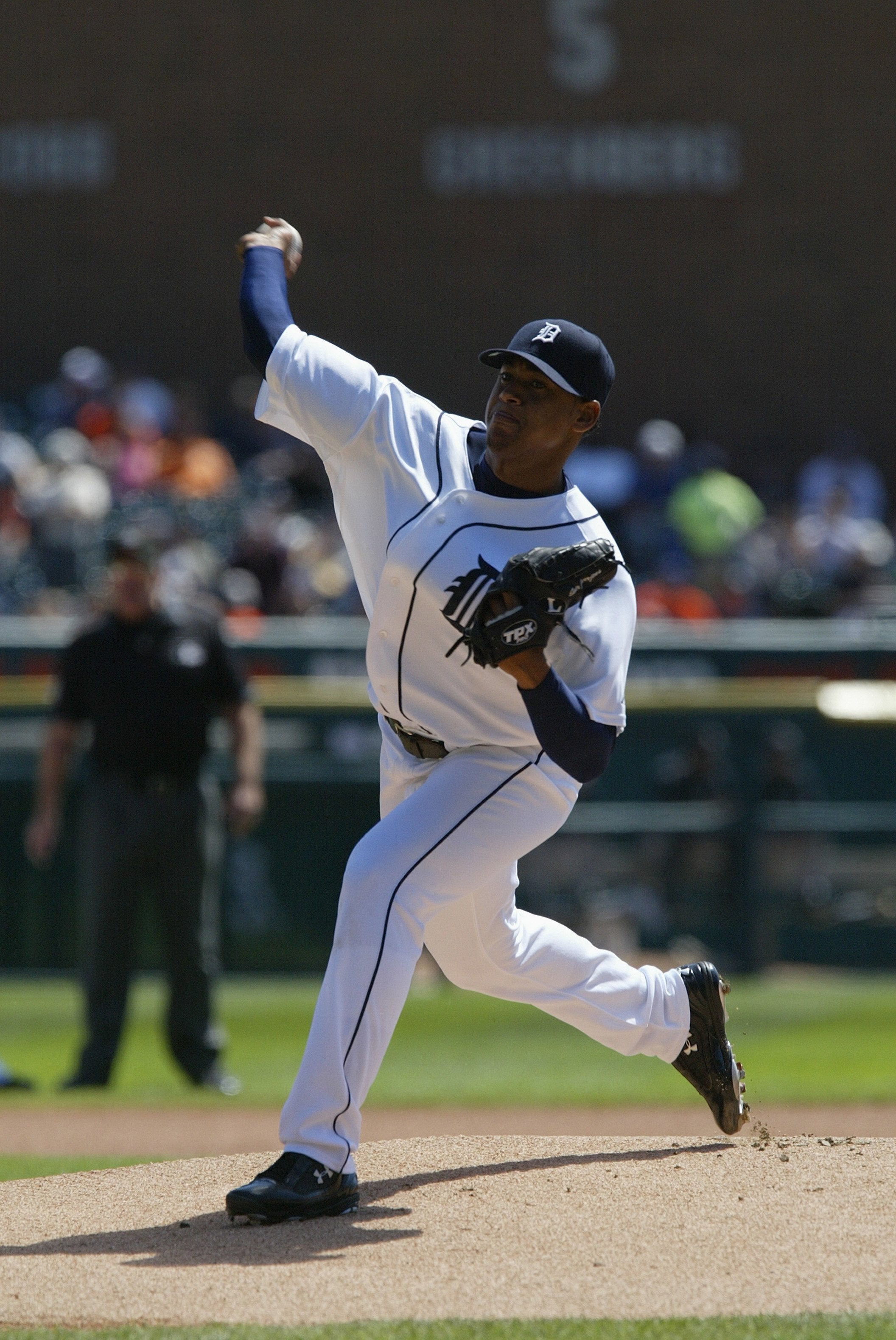 DETROIT - AUGUST 26:  Jair Jurrjens #46 of the Detroit Tigers pitches against the New York Yankees at Comerica Park on August 26, 2007 in Detroit, Michigan. The Tigers won 5-4. (Photo by Dave Sandford/Getty Images)