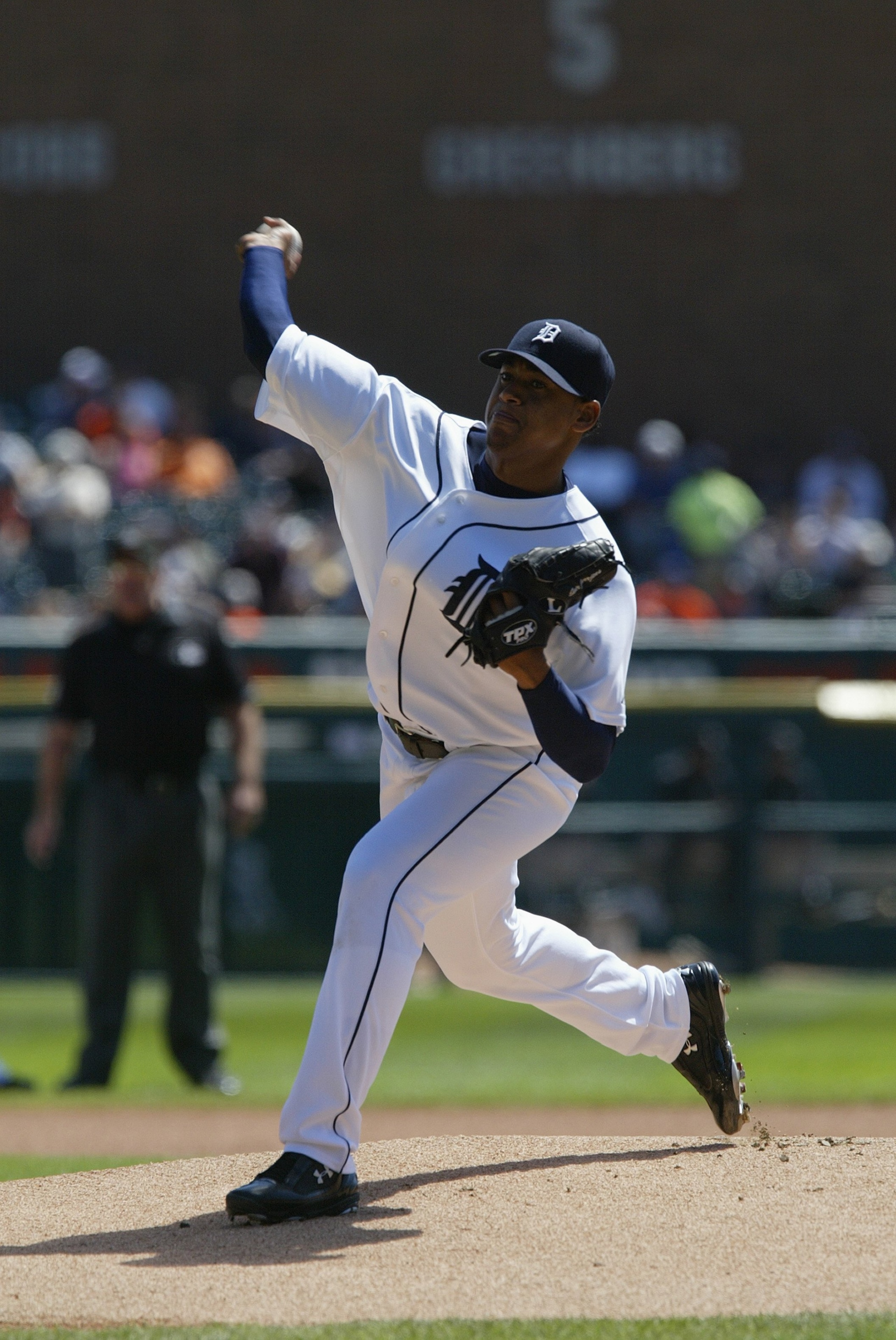 DETROIT - AUGUST 26:  Jair Jurrjens #46 of the Detroit Tigers pitches against the New York Yankees at Comerica Park on August 26, 2007 in Detroit, Michigan. The Tigers won 5-4. (Photo by Dave Sandford/Getty Images)