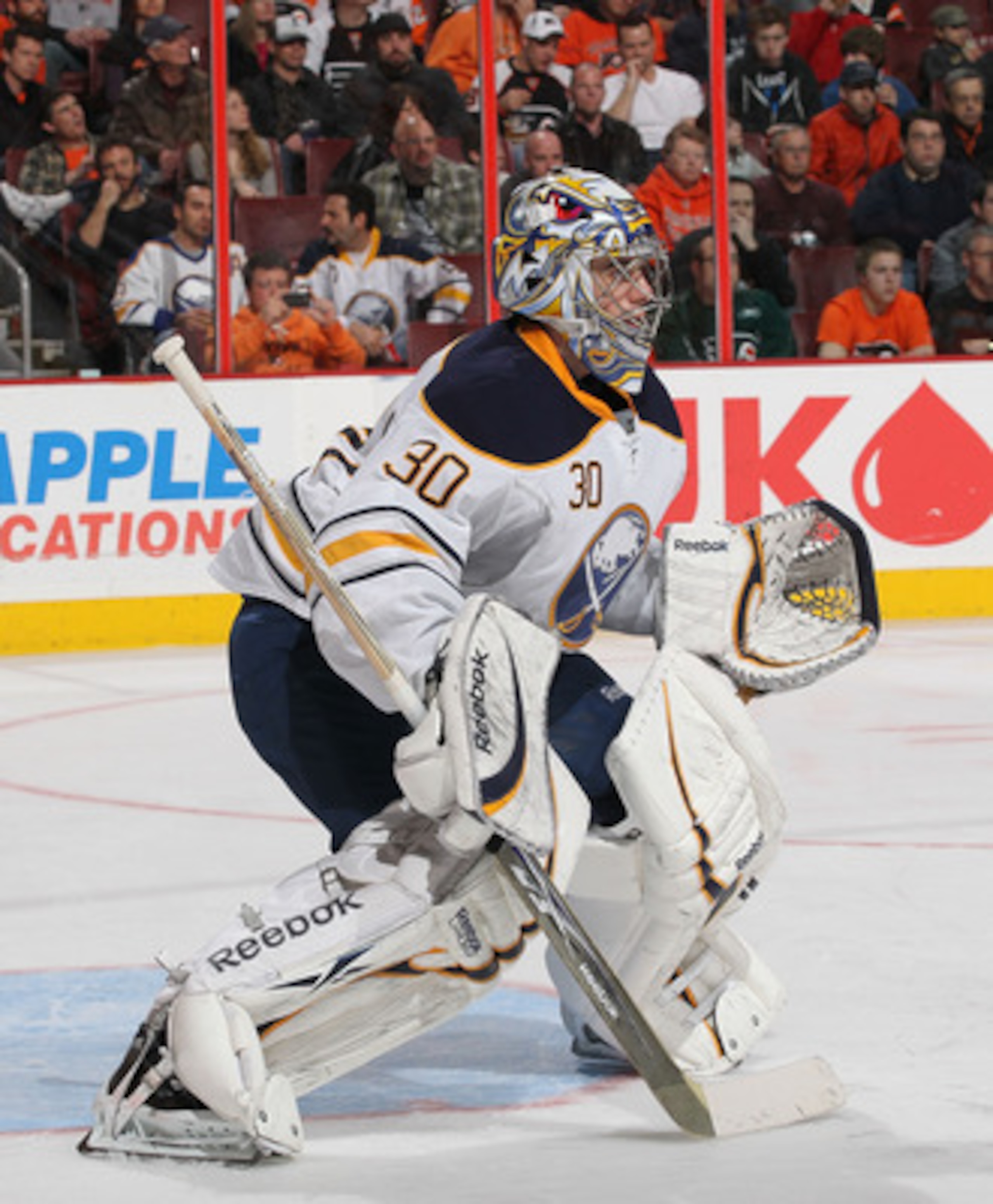 PHILADELPHIA - MARCH 05:  Ryan Miller #30 of the Buffalo Sabres in action against the Philadelphia Flyers during their game on March 5, 2011 at The Wells Fargo Center in Philadelphia, Pennsylvania.  (Photo by Al Bello/Getty Images)