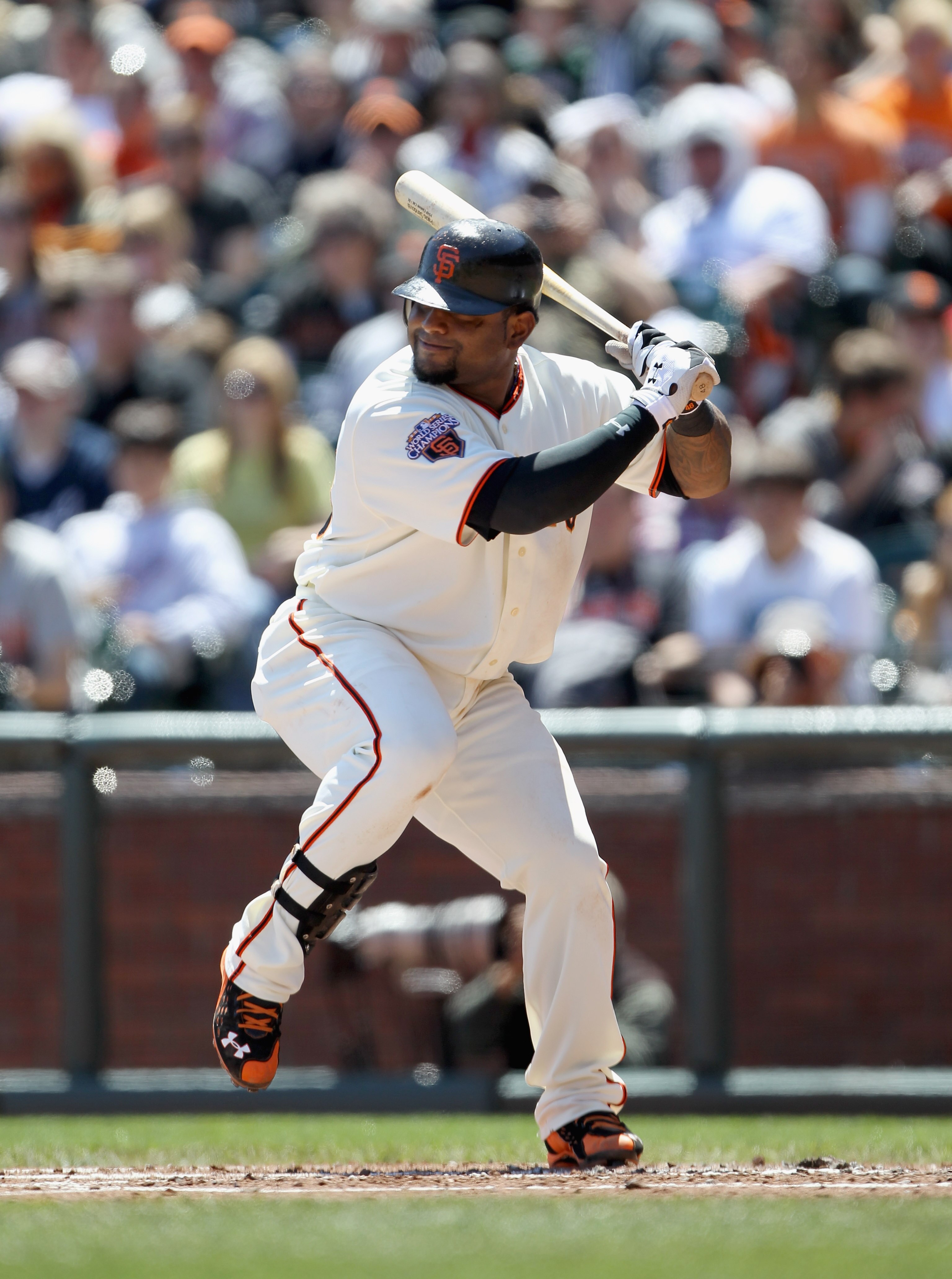 SAN FRANCISCO, CA - APRIL 24:  Pablo Sandoval #48 of the San Francisco Giants in action against the Atlanta Braves at AT&T Park on April 24, 2011 in San Francisco, California.  (Photo by Ezra Shaw/Getty Images)