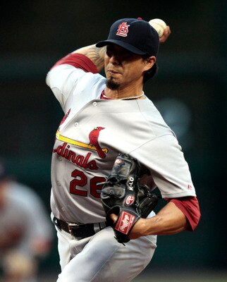 HOUSTON - APRIL 27:  Pitcher Kyle Lohse #26 of the St. Louis Cardinals throws in the first inning against the Houston Astros at Minute Maid Park on April 27, 2011 in Houston, Texas.  (Photo by Bob Levey/Getty Images)