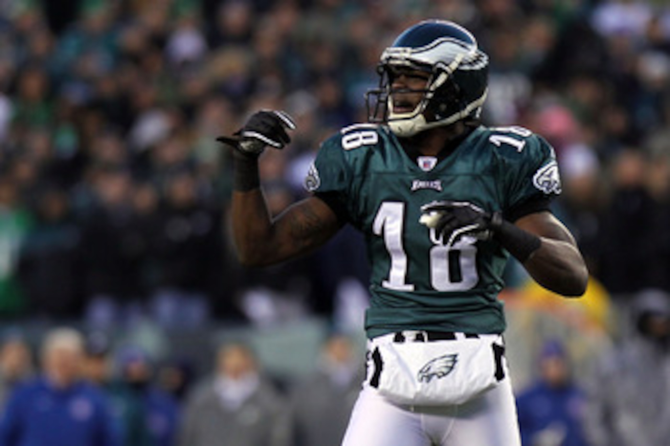 PHILADELPHIA, PA - JANUARY 09:  DeSean Jackson #10 of the Philadelphia Eagles reacts after a play against the Green Bay Packers in the 2011 NFC wild card playoff game at Lincoln Financial Field on January 9, 2011 in Philadelphia, Pennsylvania.  (Photo by