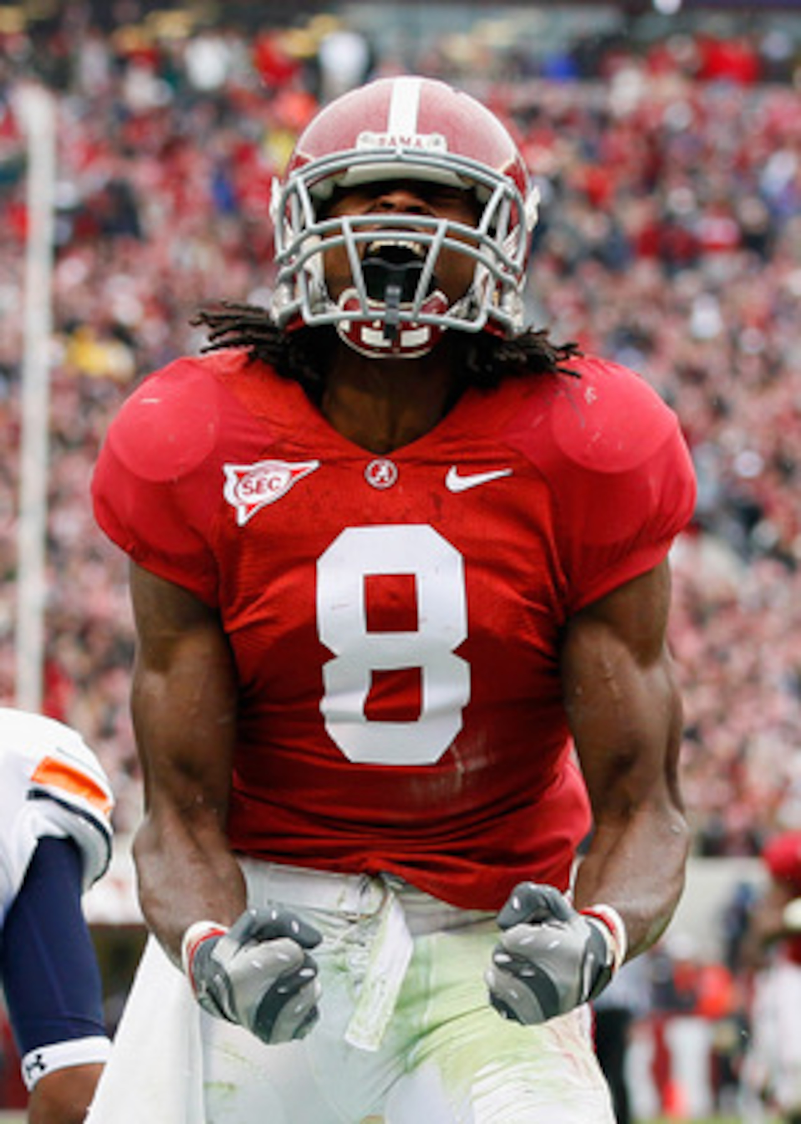 TUSCALOOSA, AL - NOVEMBER 26: Julio Jones #8 of the Alabama Crimson Tide reacts after a long reception against the Auburn Tigers at Bryant-Denny Stadium on November 26, 2010 in Tuscaloosa, Alabama. (Photo by Kevin C. Cox/Getty Images) TUSCALOOSA, AL - NOVEMBER 26: Julio Jones #8 of the Alabama Crimson Tide reacts after a long reception against the Auburn Tigers at Bryant-Denny Stadium on November 26, 2010 in Tuscaloosa, Alabama. (Photo by Kevin C. Cox/Getty Images)