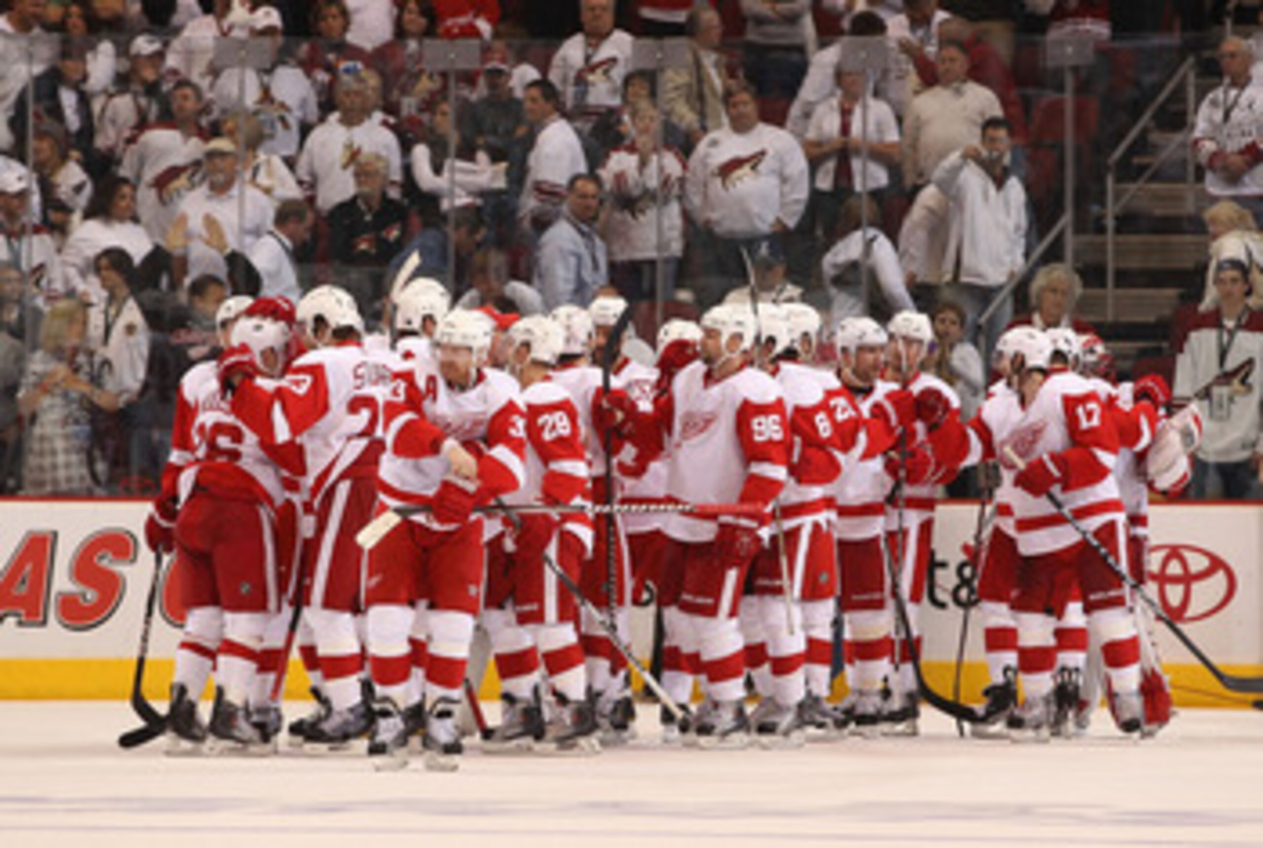 GLENDALE, AZ - APRIL 20:  The Detroit Red Wings celebrate after defeating the Phoenix Coyotes in Game Four of the Western Conference Quarterfinals during the 2011 NHL Stanley Cup Playoffs at Jobing.com Arena on April 20, 2011 in Glendale, Arizona. The Red