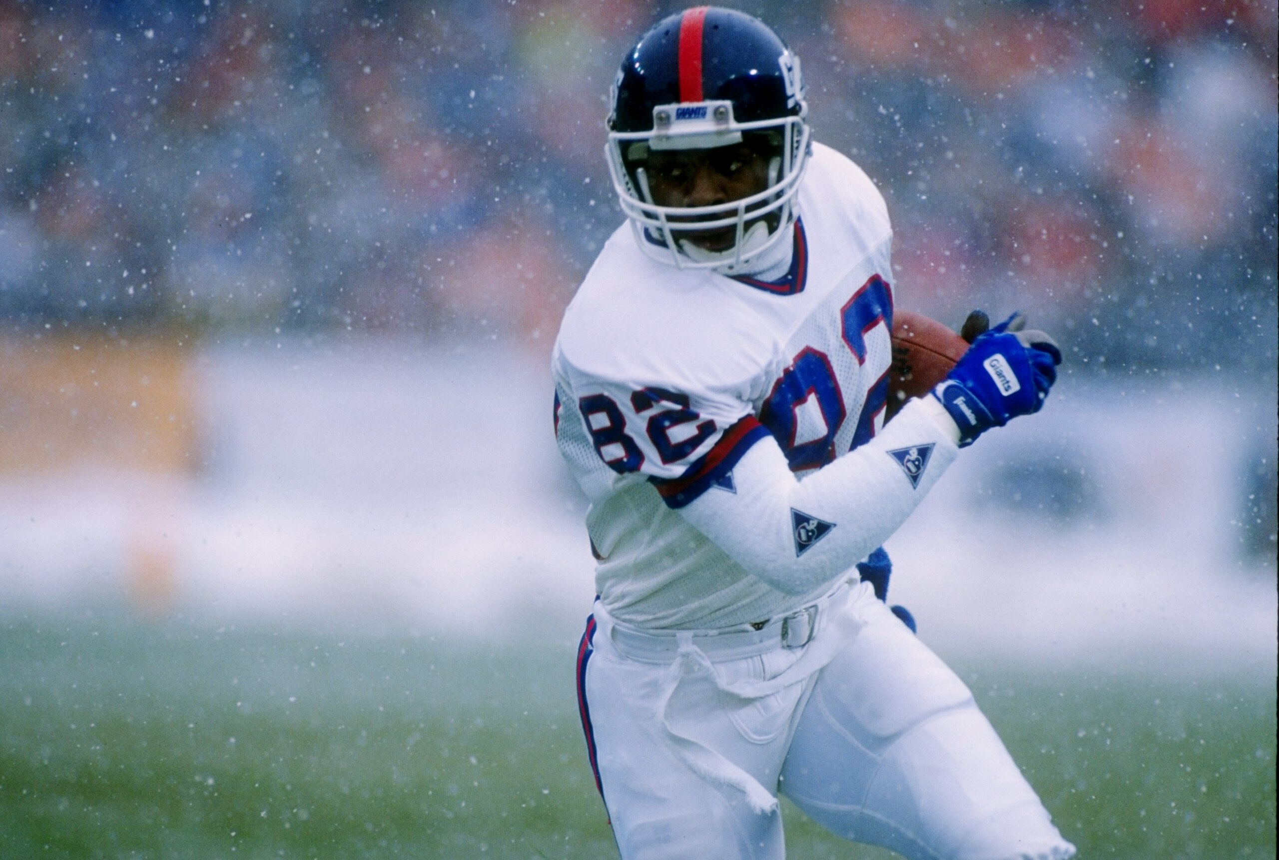 10 Dec 1989:  Wide receiver Mark Ingram of the New York Giants in action during a game against the Denver Broncos at Mile High Stadium in Denver, Colorado.  The Giants won the game 14-7. Mandatory Credit: Tim de Frisco  /Allsport