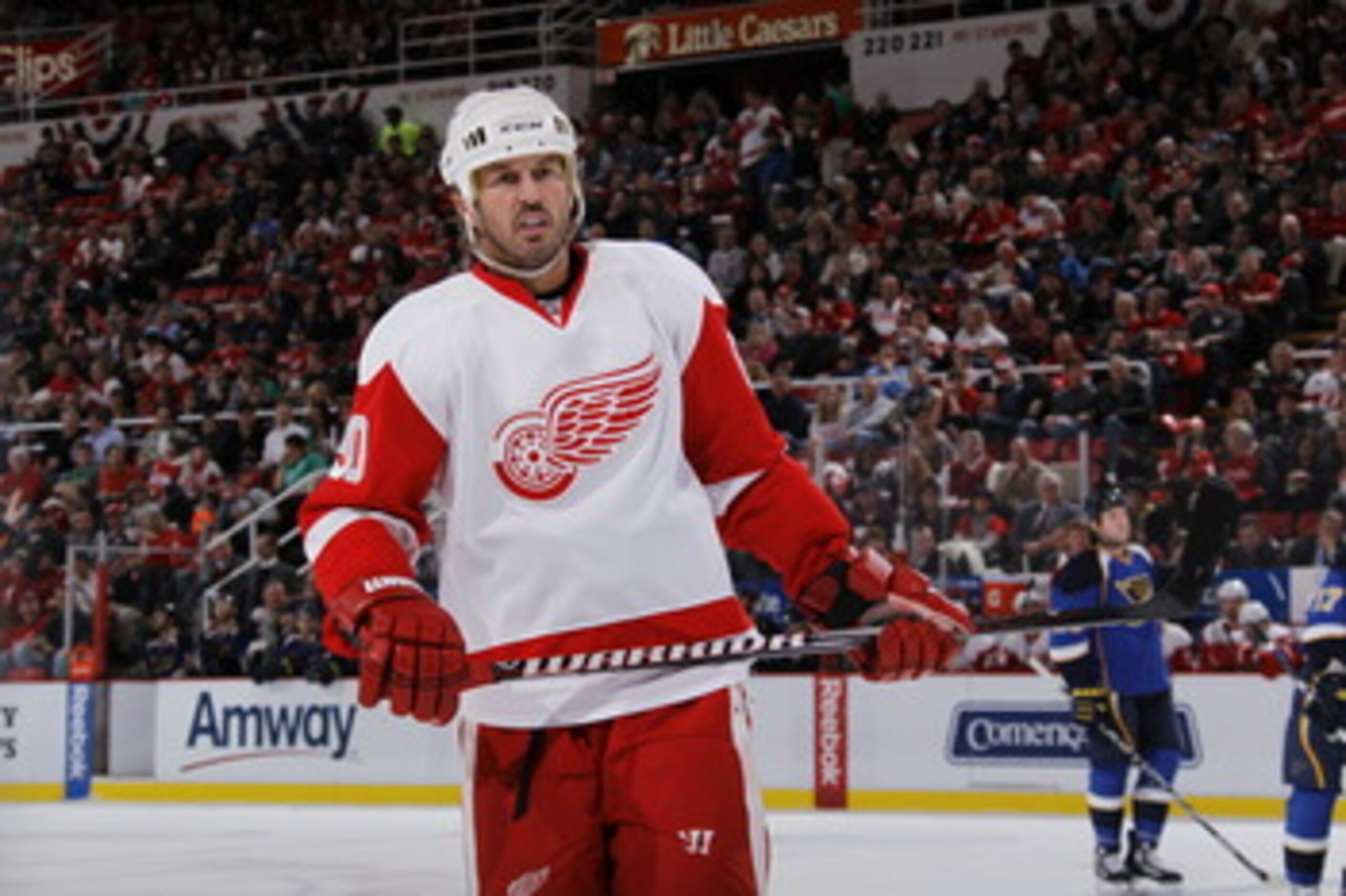 DETROIT, MI - MARCH 30: Mike Modano #90 of the Detroit Red Wings looks on the St. Louis Blues at Joe Louis Arena on March 30, 2011 in Detroit, Michigan.  (Photo by Gregory Shamus/Getty Images)