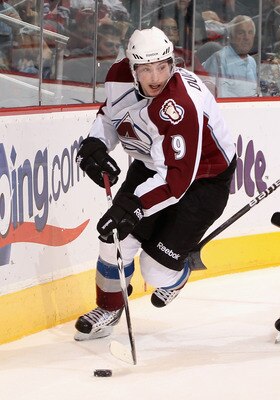 GLENDALE, AZ - APRIL 01:  Matt Duchene #9 of the Colorado Avalanche skates with the puck during the NHL game against the Phoenix Coyotes at Jobing.com Arena on April 1, 2011 in Glendale, Arizona.  The Avalanche defeated the Coyotes 4-3 in an overtime shoo