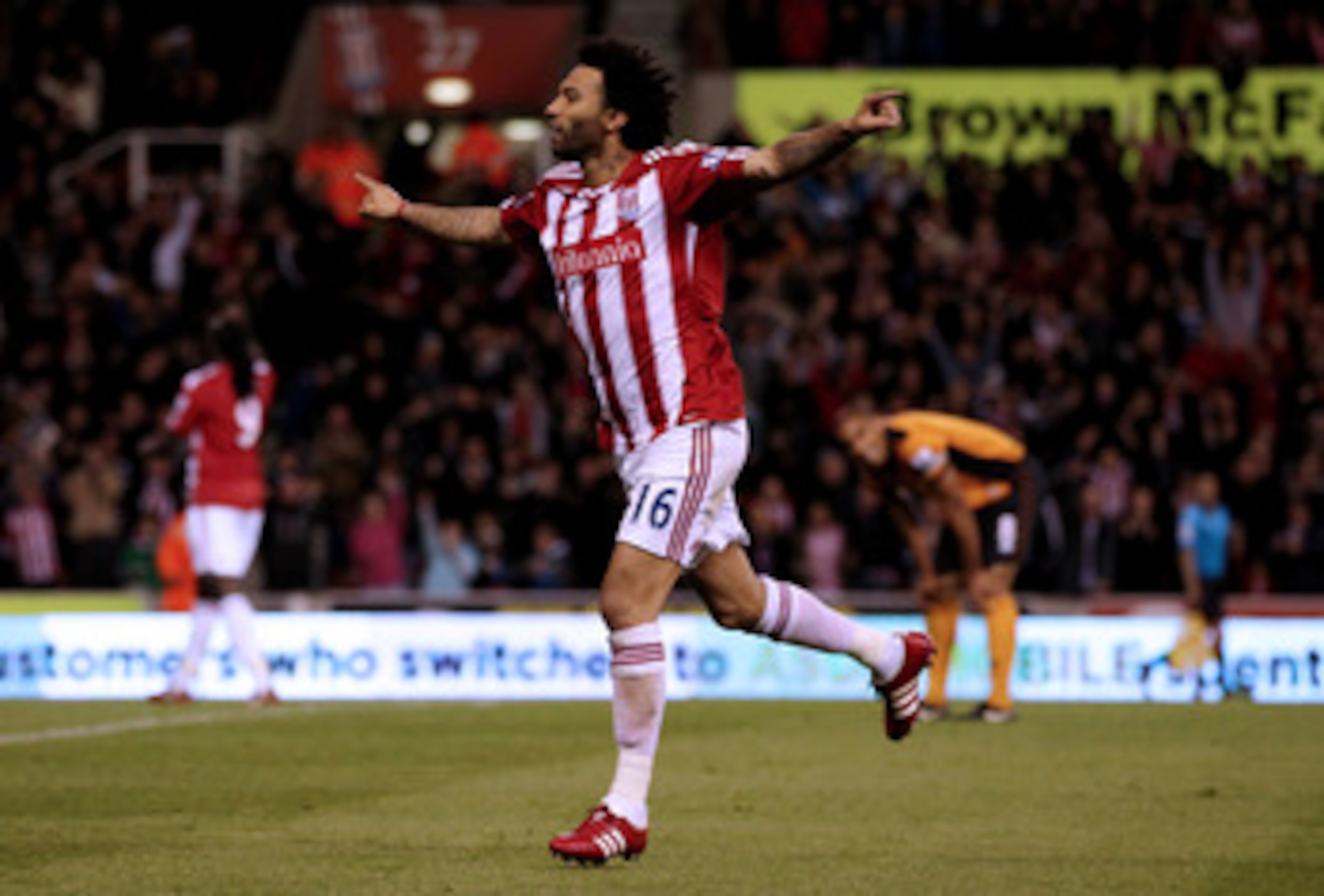 STOKE ON TRENT, ENGLAND - APRIL 26:  Jermaine Pennant of Stoke City celebrates scoring his team's third goal during the Barclays Premier League match between Stoke City and Wolverhampton Wanderers at Britannia Stadium on April 26, 2011 in Stoke on Trent, 