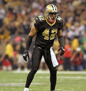 NEW ORLEANS, LA - OCTOBER 31: Darren Sharper #42 of the New Orleans Saints in action during the game against the Pittsburgh Steelers at the Louisiana Superdome on October 31, 2010 in New Orleans, Louisiana. (Photo by Matthew Sharpe/Getty Images)