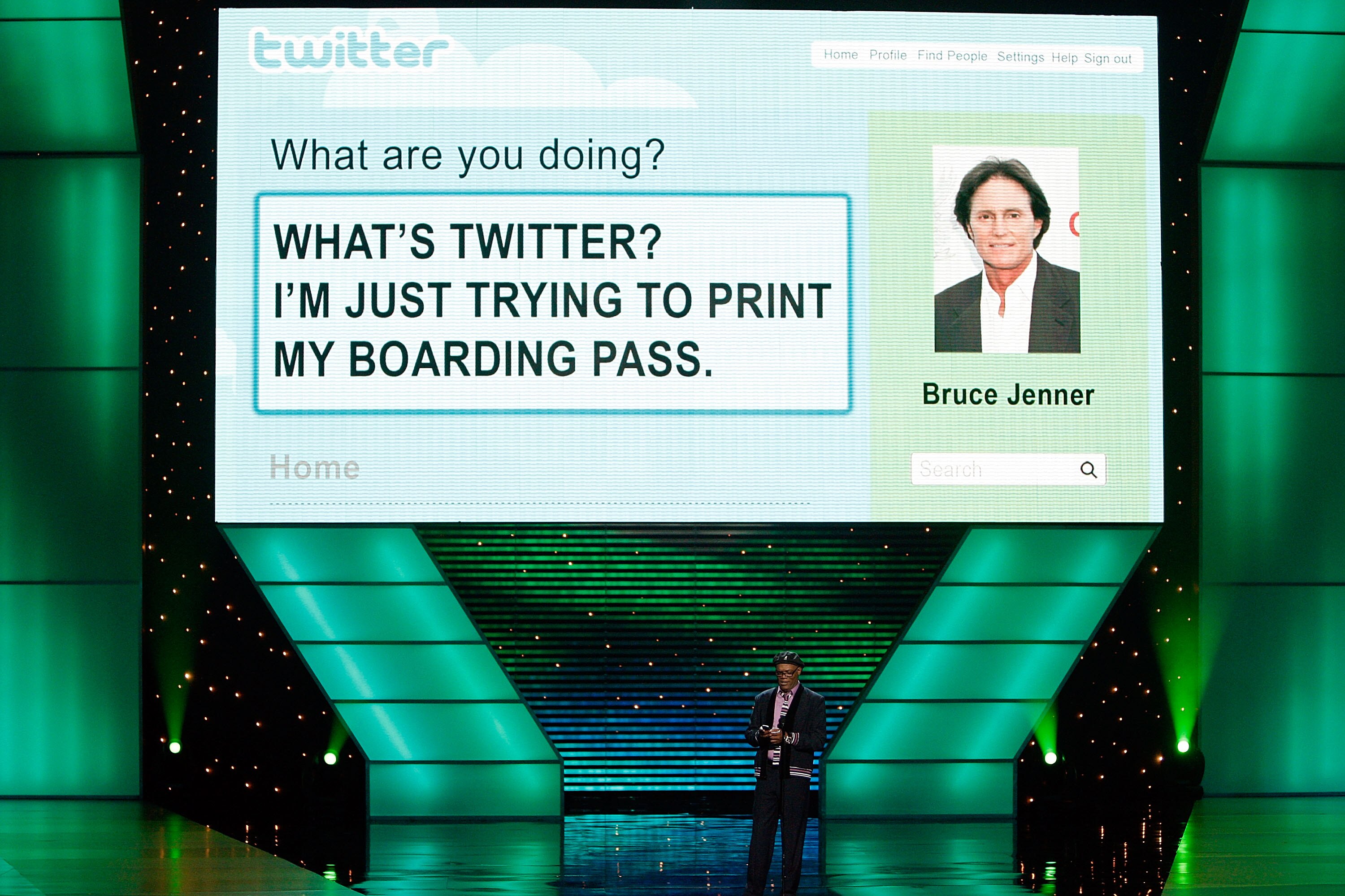 LOS ANGELES, CA - JULY 15:  Host Samuel L. Jackson performs onstage during the 2009 ESPY Awards held at Nokia Theatre LA Live on July 15, 2009 in Los Angeles, California. The 17th annual ESPYs will air on Sunday, July 19 at 9PM ET on ESPN.  (Photo by Kevi
