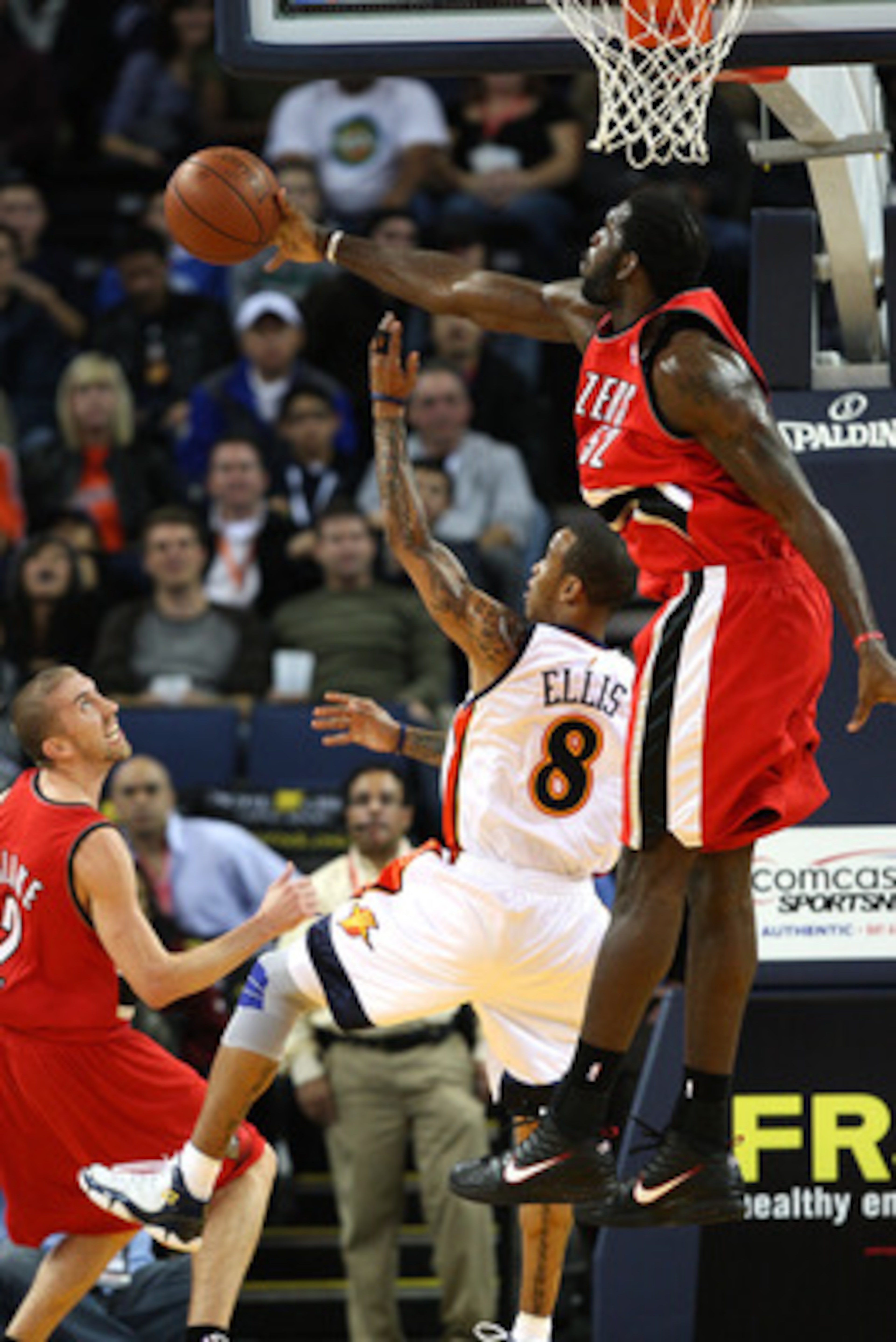 OAKLAND, CA - NOVEMBER 20: Greg Oden #52 of the Portland Trail Blazers blocks a shot by Monta Ellis #8 of the Golden State Warriors during an NBA game at Oracle Arena on November 20, 2009 in Oakland, California. (Photo by Jed Jacobsohn/Getty Images) OAKLAND, CA - NOVEMBER 20: Greg Oden #52 of the Portland Trail Blazers blocks a shot by Monta Ellis #8 of the Golden State Warriors during an NBA game at Oracle Arena on November 20, 2009 in Oakland, California. (Photo by Jed Jacobsohn/Getty Images)