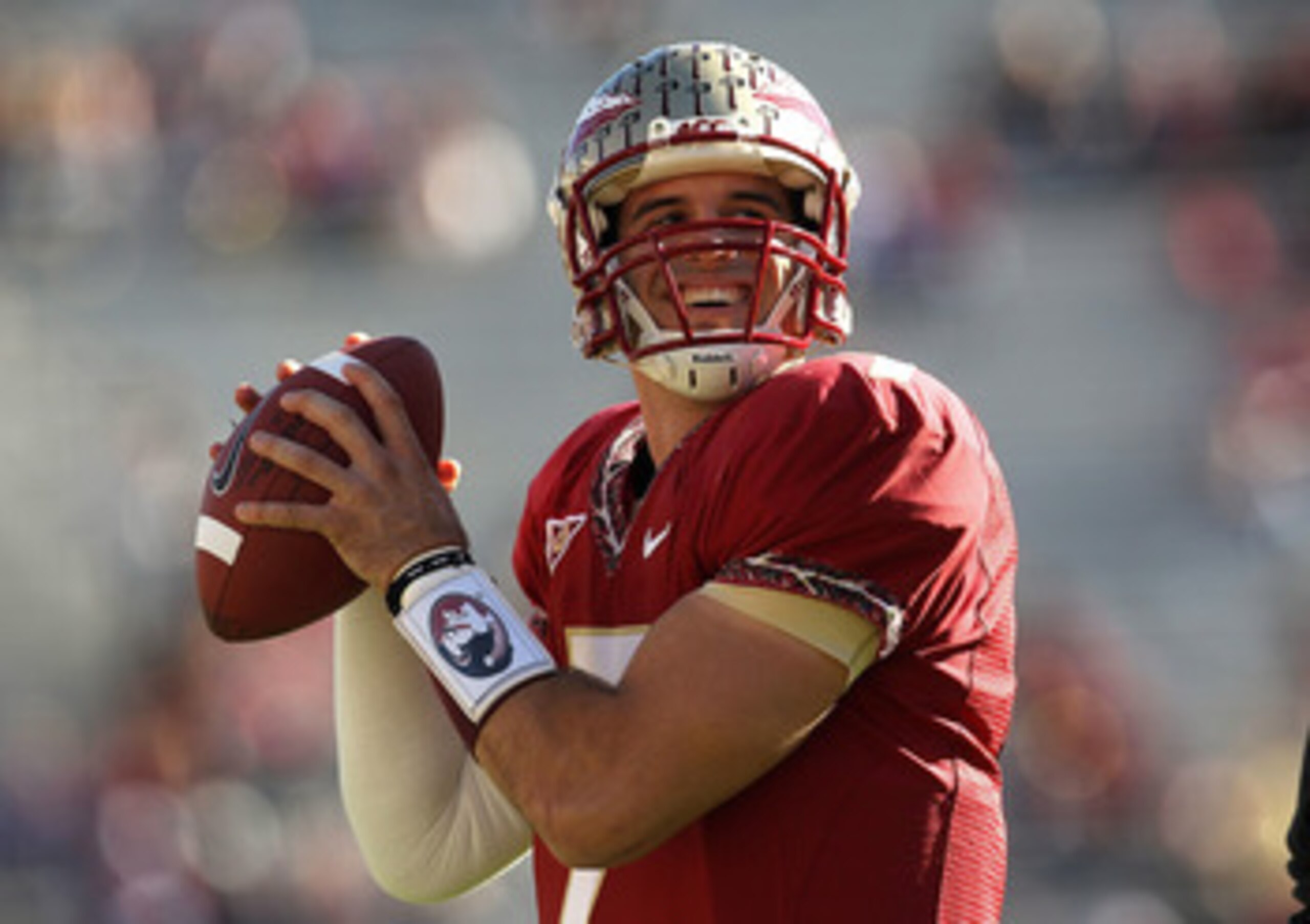 TALLAHASSEE, FL - NOVEMBER 27:  Christian Ponder #7 of the Florida State Seminoles warms up before a game against the Florida Gators at Doak Campbell Stadium on November 27, 2010 in Tallahassee, Florida.  (Photo by Mike Ehrmann/Getty Images)