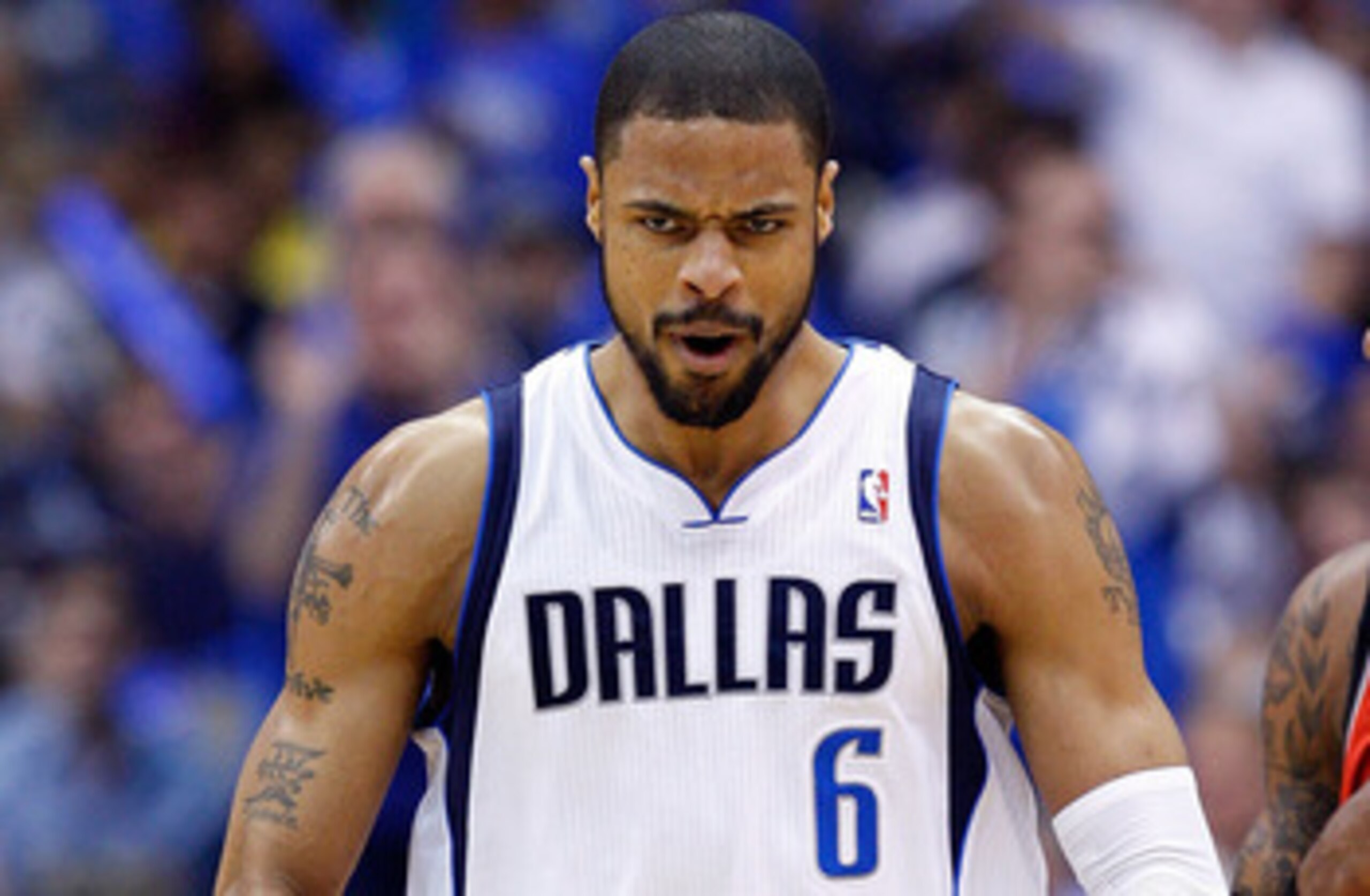 DALLAS, TX - APRIL 16: Center Tyson Chandler #6 of the Dallas Mavericks reacts during play against the Portland Trail Blazers in Game One of the Western Conference Quarterfinals during the 2011 NBA Playoffs on April 16, 2011 at American Airlines Center i DALLAS, TX - APRIL 16: Center Tyson Chandler #6 of the Dallas Mavericks reacts during play against the Portland Trail Blazers in Game One of the Western Conference Quarterfinals during the 2011 NBA Playoffs on April 16, 2011 at American Airlines Center i