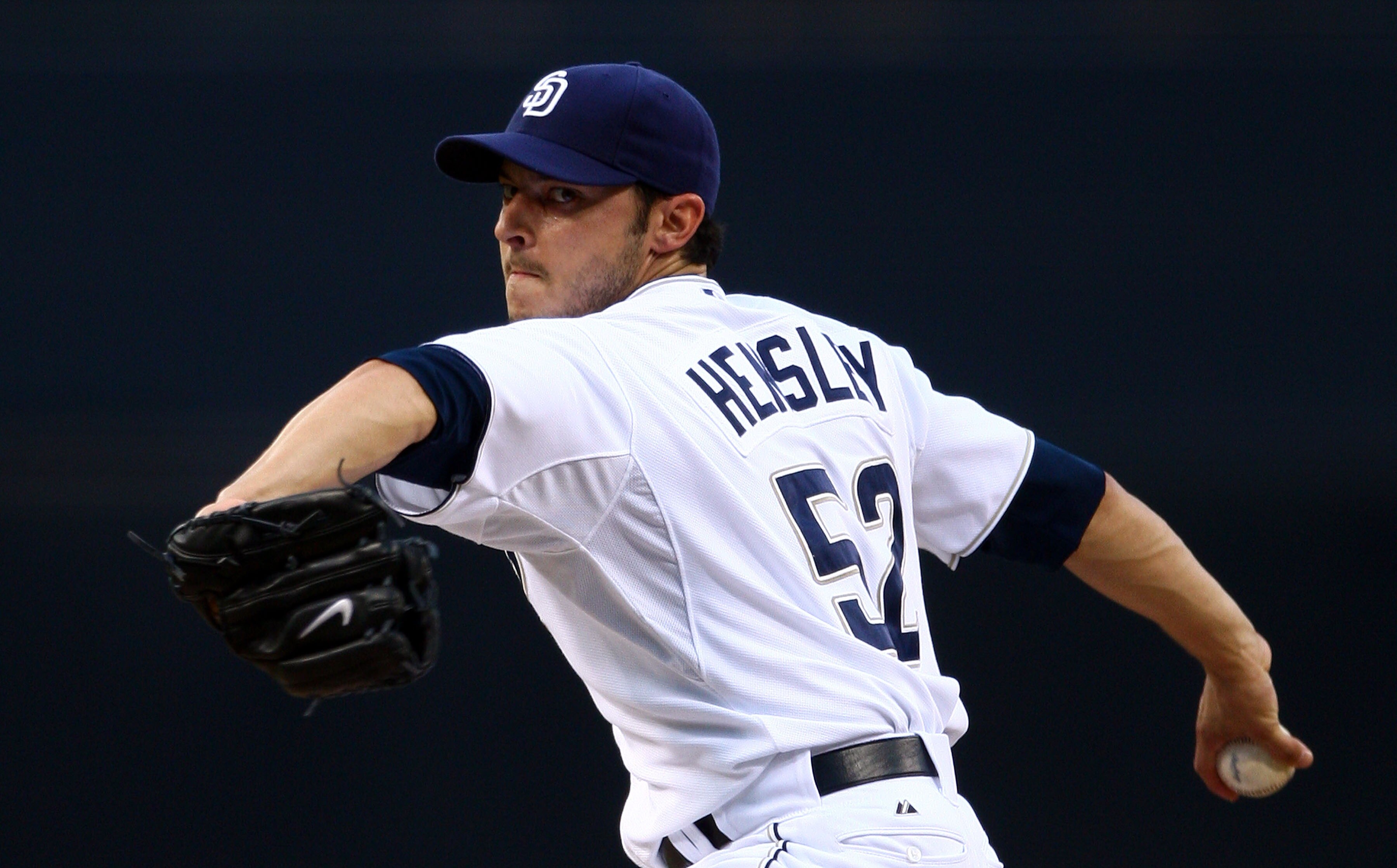 SAN DIEGO - AUGUST 16:  Starting pitcher Clay Hensley #52 of the San Diego Padres throws from the mound against the Colorado Rockies during the 1st inning of their MLB Game on August 16, 2007 at Petco Park in San Diego, California.  (Photo by Donald Miral