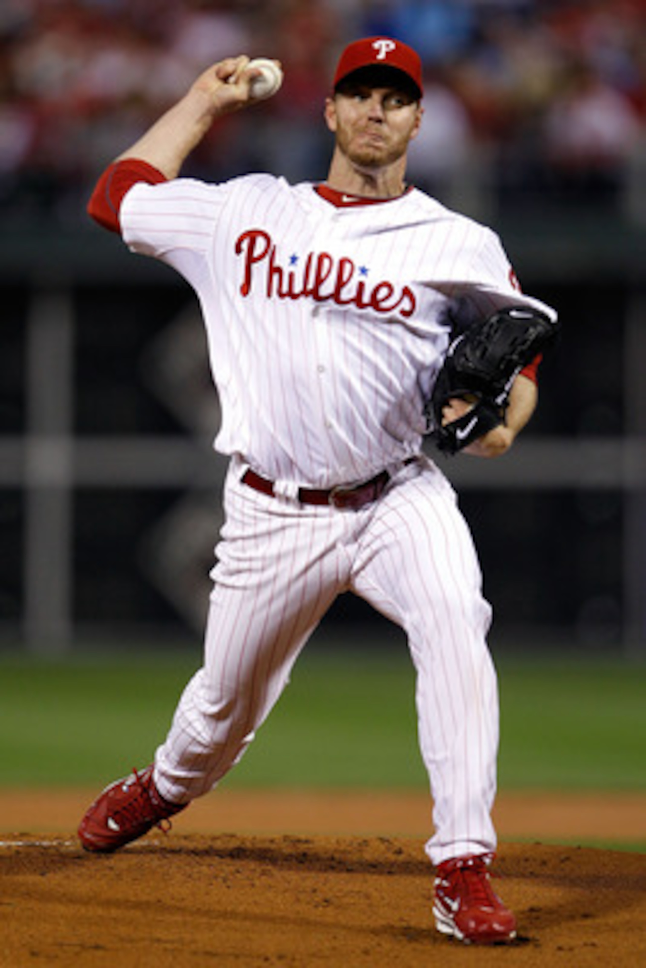 PHILADELPHIA - OCTOBER 16:  Roy Halladay #34 of the Philadelphia Phillies pitches in the first inning against the San Francisco Giants in Game One of the NLCS during the 2010 MLB Playoffs at Citizens Bank Park on October 16, 2010 in Philadelphia, Pennsylv