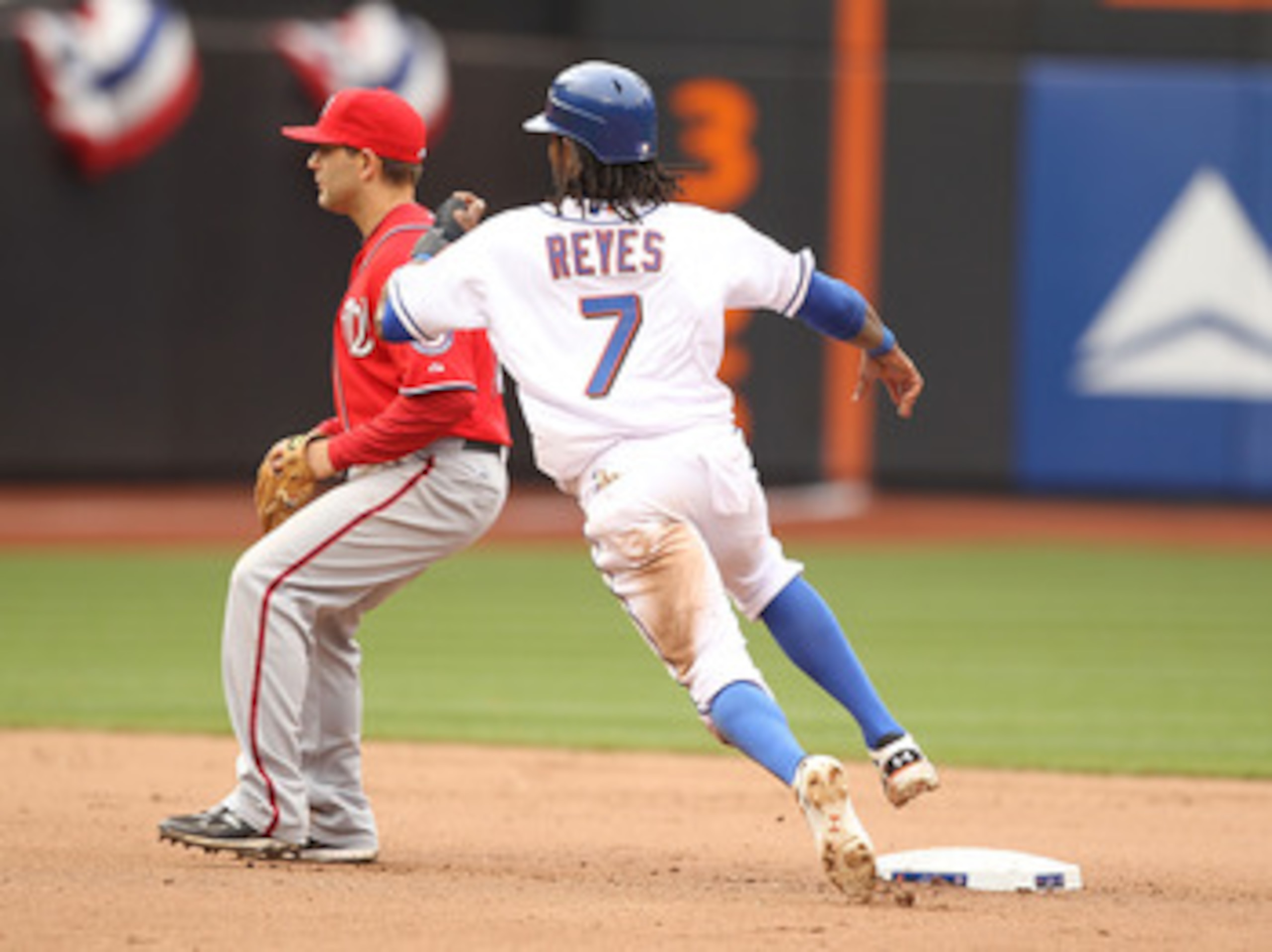 NEW YORK, NY - APRIL 10:  Jose Reyes #7 of the New York Mets in action against the Washington Nationals during their game on April 10, 2011 at Citi Field in the Flushing neighborhood of the Queens borough of New York City.  (Photo by Al Bello/Getty Images