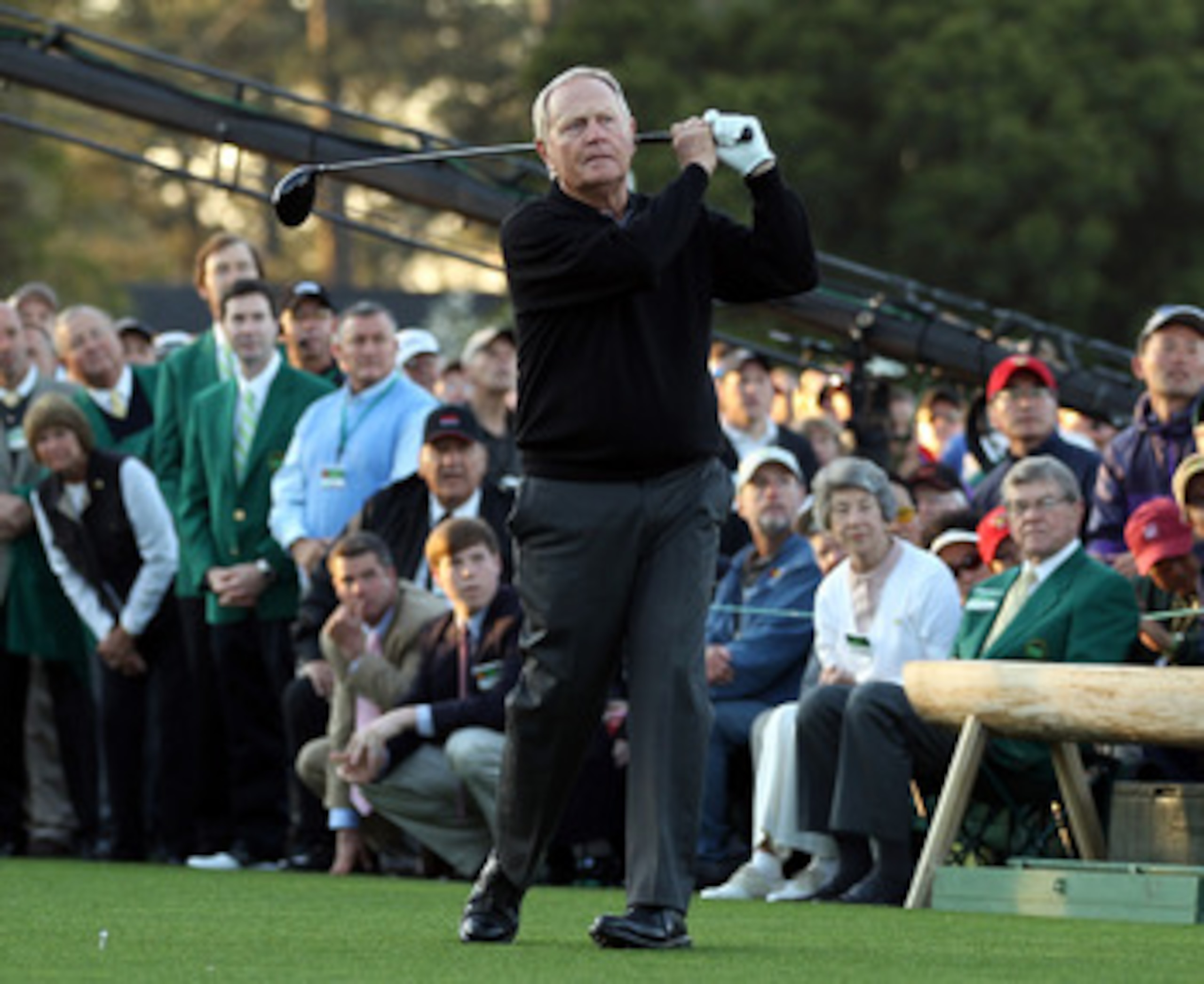 AUGUSTA, GA - APRIL 07:  Jack Nicklaus watches his ceremonial first tee shot to start the first round of the 2011 Masters Tournament at Augusta National Golf Club on April 7, 2011 in Augusta, Georgia.  (Photo by Ross Kinnaird/Getty Images for Golf Week)
