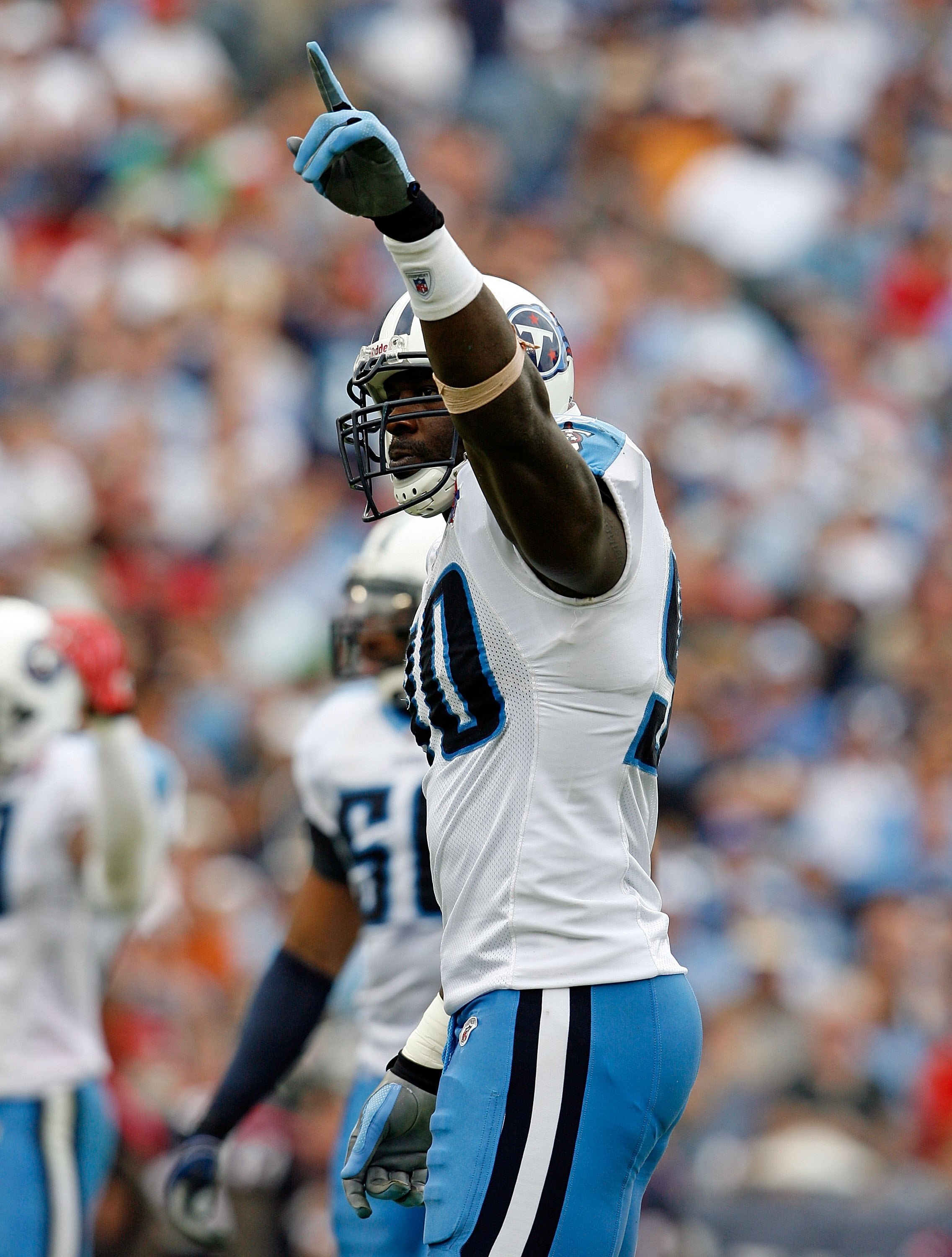 NASHVILLE, TN - SEPTEMBER 20:  Jevon Kearse #90 of the Tennessee Titans is pictured during the NFL game against the Houston Texans at LP Field on September 20, 2009 in Nashville, Tennessee.  (Photo by Andy Lyons/Getty Images)