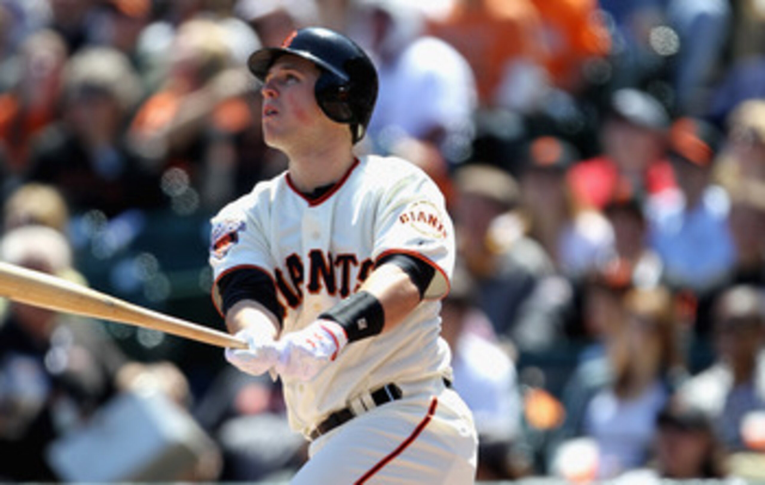 SAN FRANCISCO, CA - APRIL 24:  Buster Posey #28 of the San Francisco Giants in action against the Atlanta Braves at AT&T Park on April 24, 2011 in San Francisco, California.  (Photo by Ezra Shaw/Getty Images)