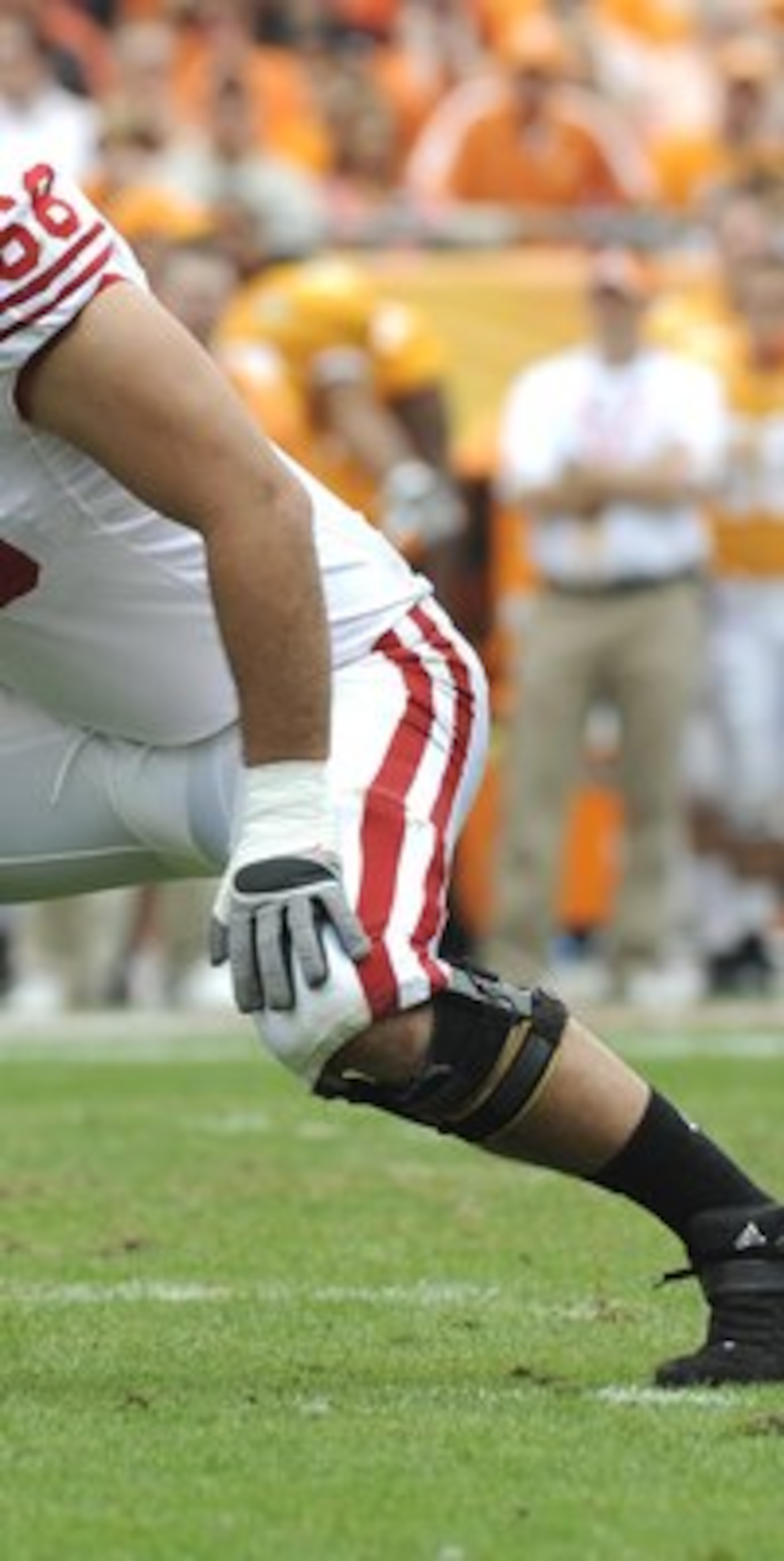 TAMPA, FL -  JANUARY 1: Lineman Gabe Carimi #68 of the Wisconsin Badgers sets to block  against the Tennessee Volunteers in the 2008 Outback Bowl at Raymond James Stadium on January 1, 2008 in Tampa, Florida.  The Volunteers won 21 - 17. (Photo by Al Mess