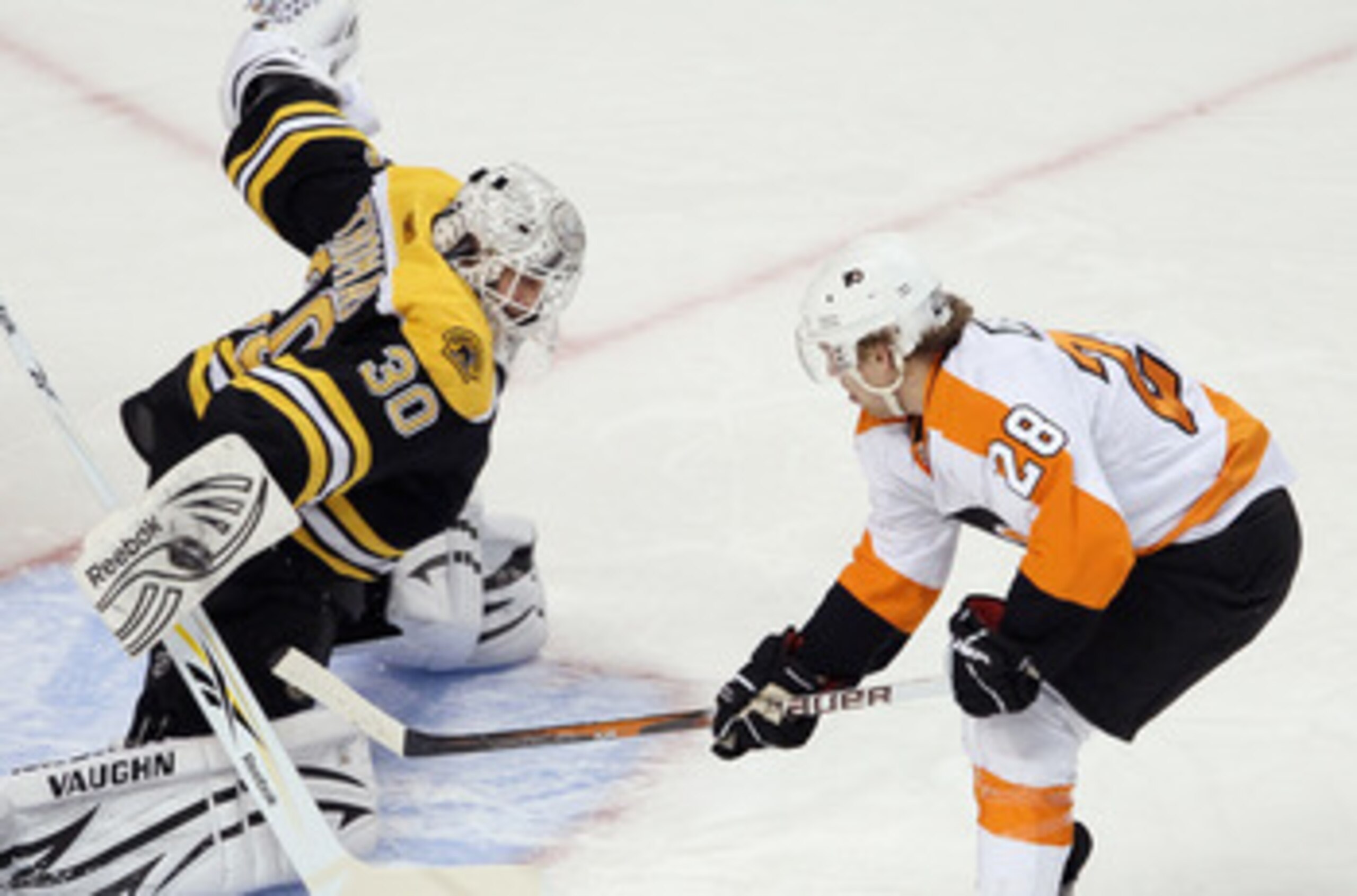 BOSTON, MA - JANUARY 13: Tim Thomas #30 of the Boston Bruins stops a shot by Claude Giroux #28 of the Philadelphia Flyers on January 11, 2011 at the TD Garden in Boston, Massachusetts. (Photo by Elsa/Getty Images) BOSTON, MA - JANUARY 13: Tim Thomas #30 of the Boston Bruins stops a shot by Claude Giroux #28 of the Philadelphia Flyers on January 11, 2011 at the TD Garden in Boston, Massachusetts. (Photo by Elsa/Getty Images)