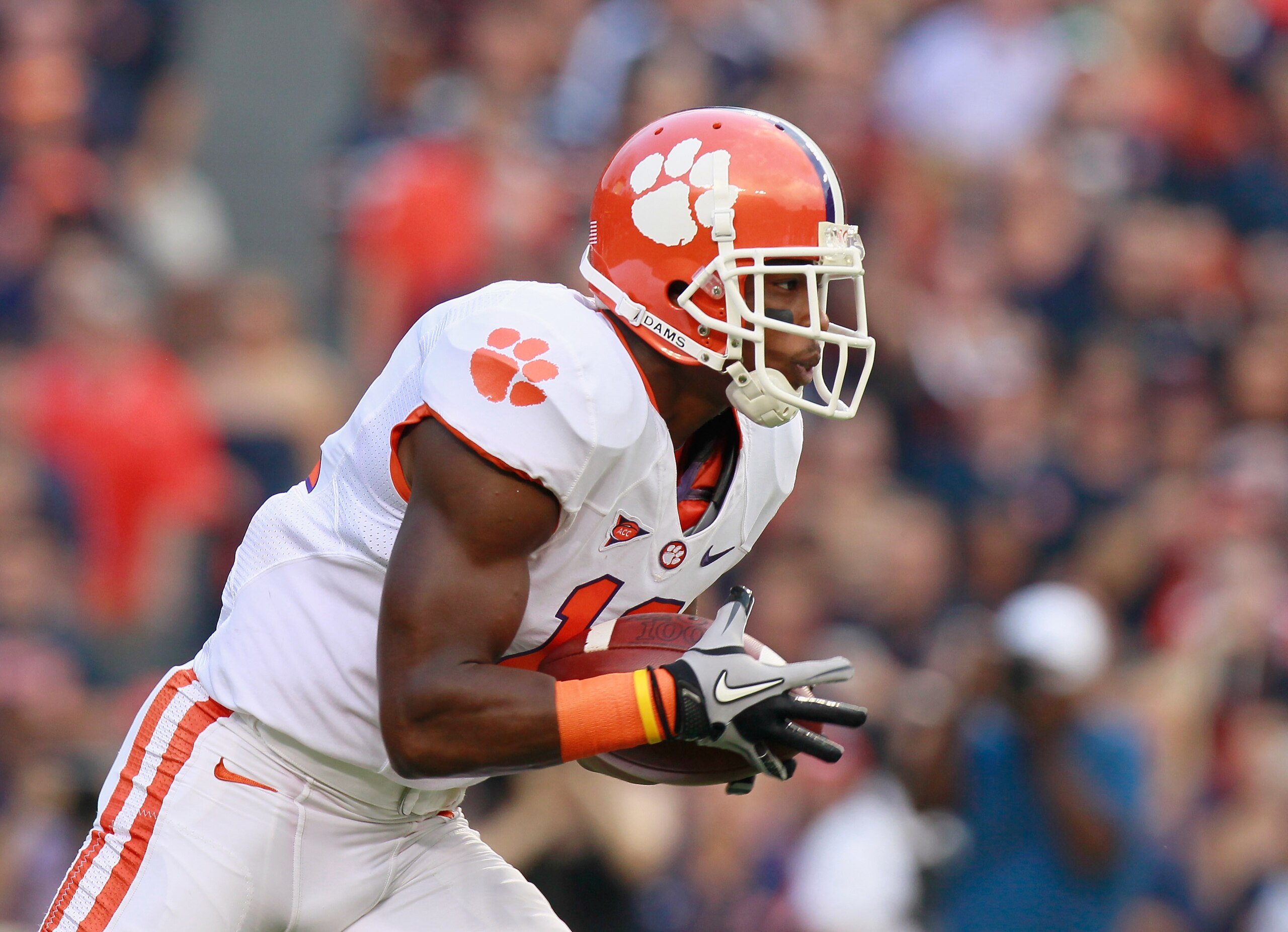 AUBURN, AL - SEPTEMBER 18:  Marcus Gilchrist #12 of the Clemson Tigers against the Auburn Tigers at Jordan-Hare Stadium on September 18, 2010 in Auburn, Alabama.  (Photo by Kevin C. Cox/Getty Images)