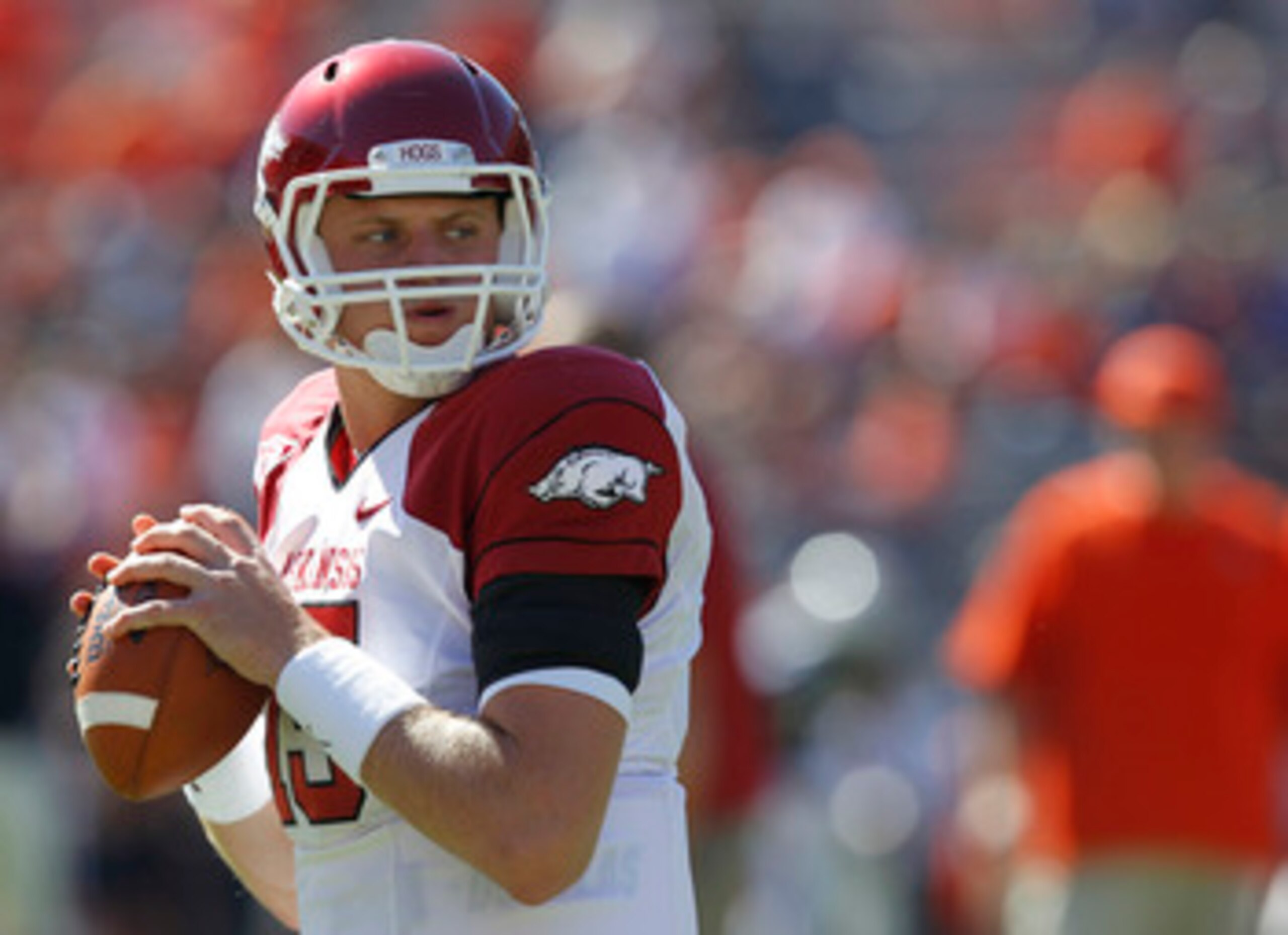 AUBURN, AL - OCTOBER 16:  Quarterback Ryan Mallett #15 of the Arkansas Razorbacks warms up before the game against the Auburn Tigers at Jordan-Hare Stadium on October 16, 2010 in Auburn, Alabama.  The Tigers beat the Razorbacks 65-43.  (Photo by Mike Zarr