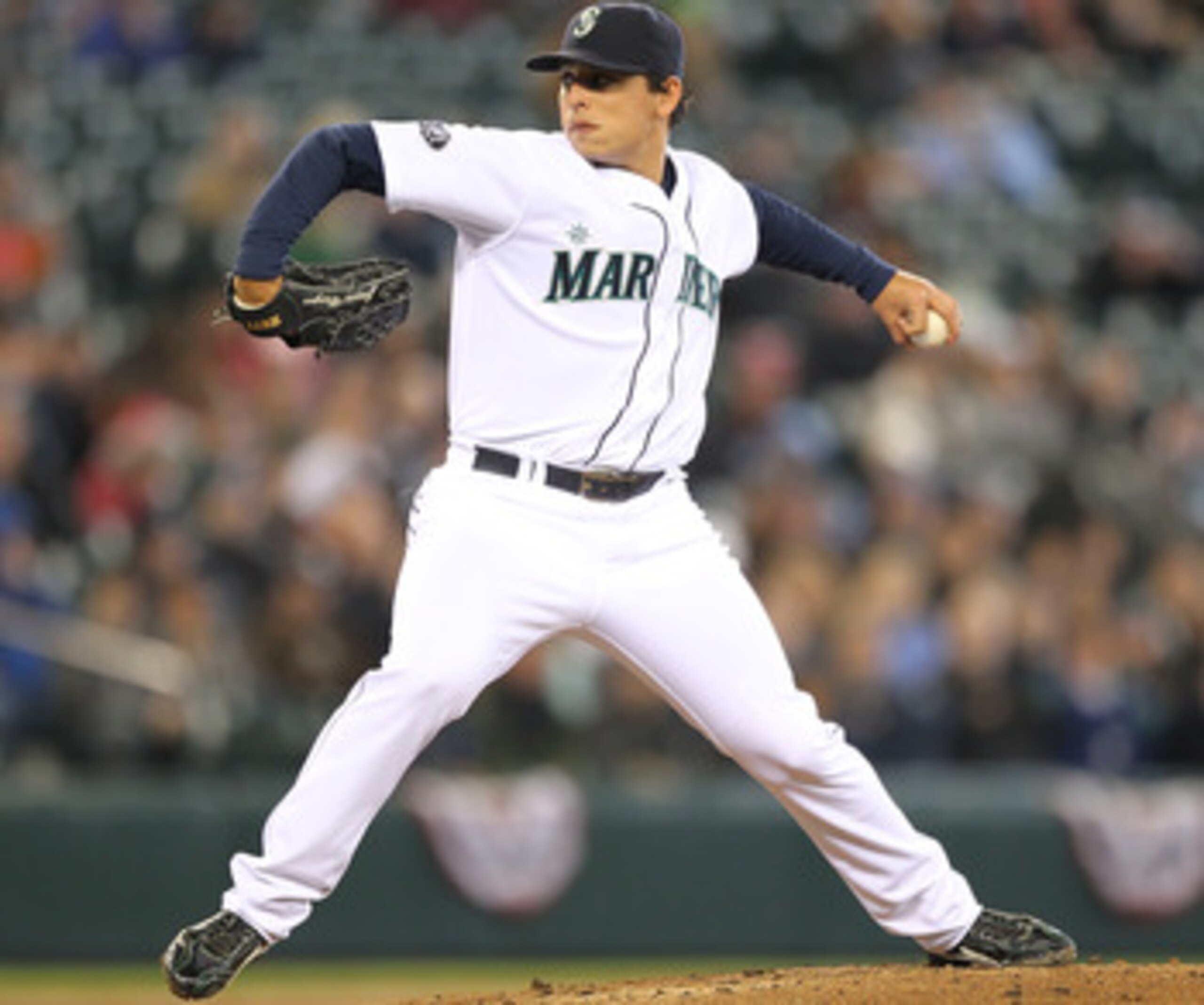 SEATTLE, WA - APRIL 13:  Starting pitcher Jason Vargas #38 of the Seattle Mariners pitches against the Toronto Blue Jays at Safeco Field on April 13, 2011 in Seattle, Washington. (Photo by Otto Greule Jr/Getty Images)