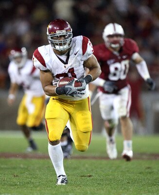 STANFORD, CA - NOVEMBER 15: Stanley Havili #31 of USC Trojans runs for a touchdown in the second half against the Stanford Cardinals at Stanford Stadium on November 15, 2008 in Stanford, California.  (Photo by Jed Jacobsohn/Getty Images)