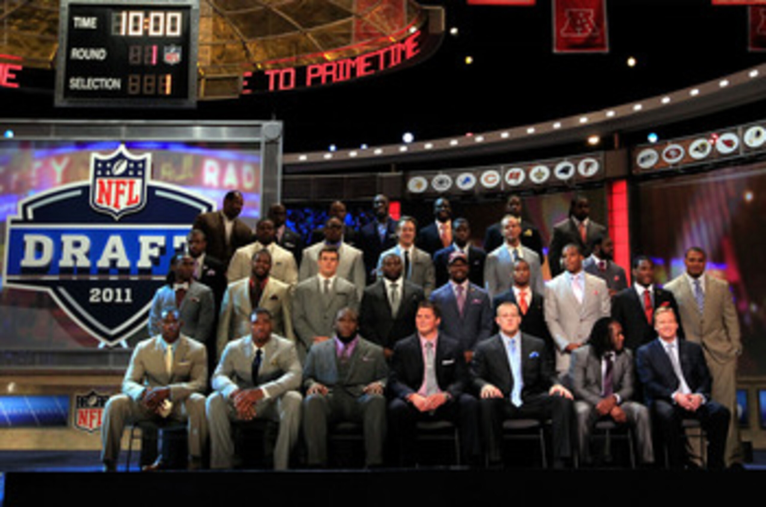 NEW YORK, NY - APRIL 28:  NFL Commissioner Roger Goodell (botom row R) poses for a photo on stage with the members of the 2011 Draft class and the 2011 Pro Football Hall of Fame class during the 2011 NFL Draft at Radio City Music Hall on April 28, 2011 in