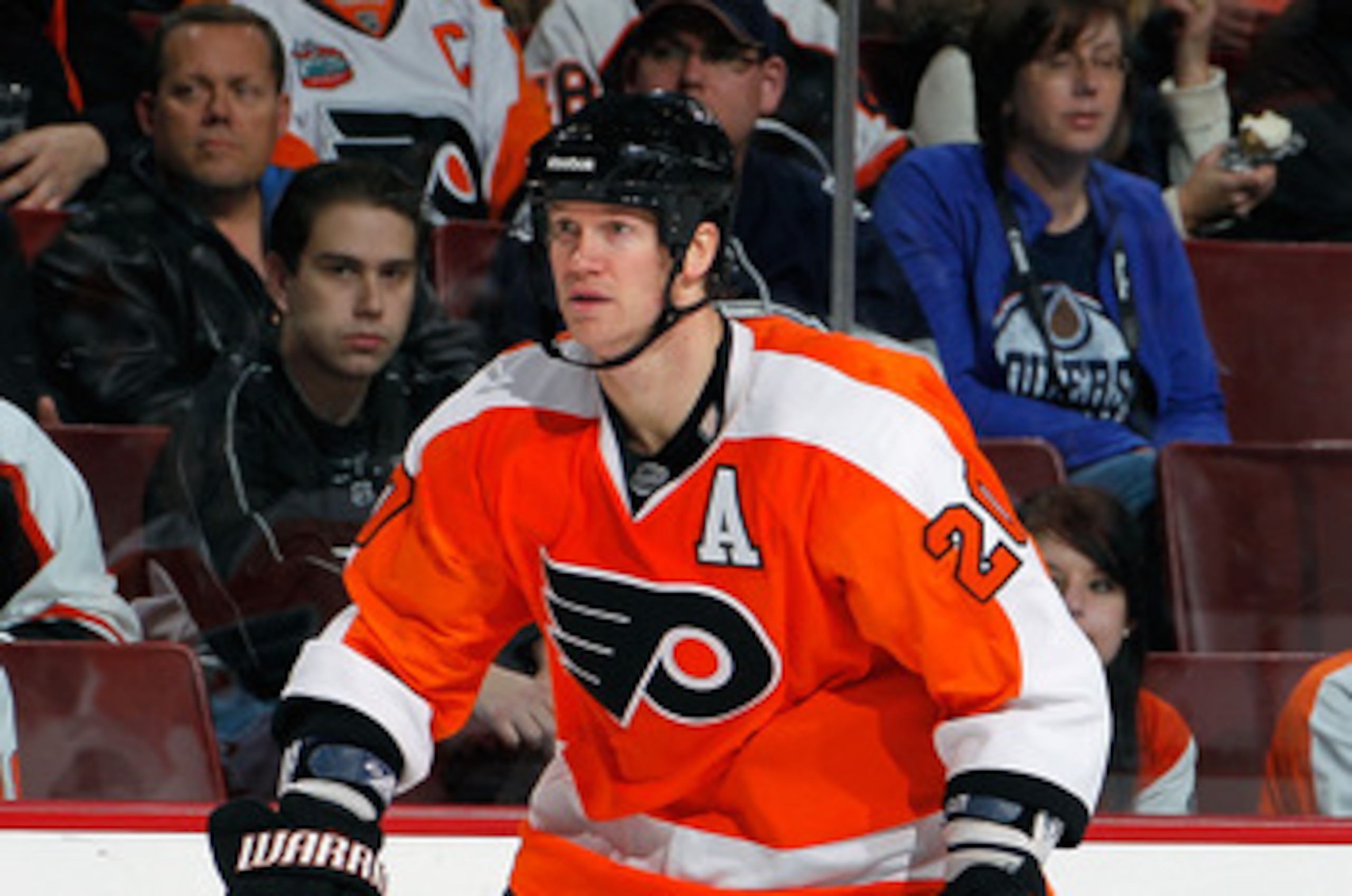 PHILADELPHIA, PA - MARCH 08:  Chris Pronger #6 of the Philadelphia Flyers skates during an NHL hockey game against the Edmonton Oilers at the Wells Fargo Center on March 8, 2011 in Philadelphia, Pennsylvania.  (Photo by Paul Bereswill/Getty Images)