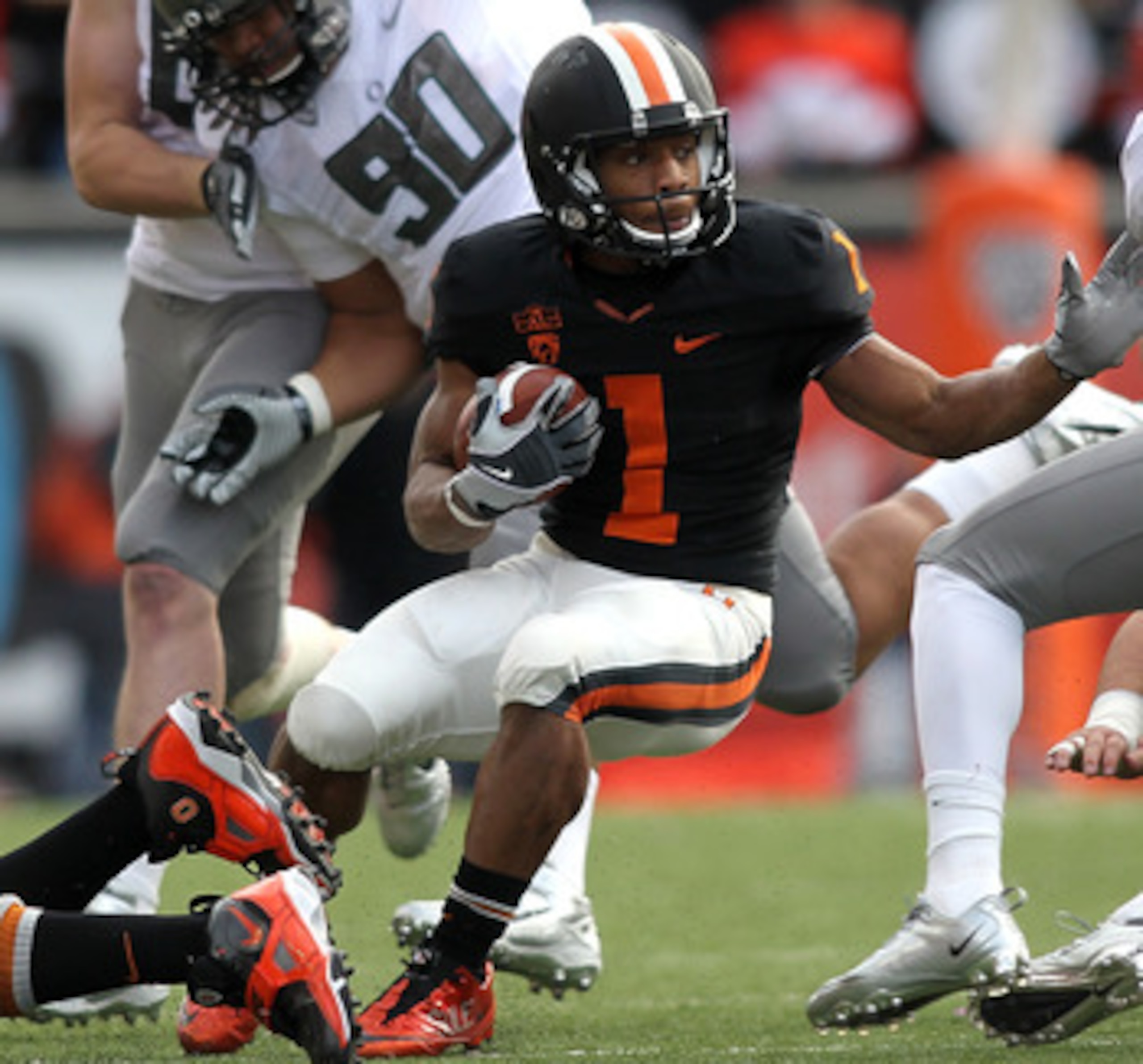 CORVALLIS, OR - DECEMBER 04:  Jacquizz Rodgers #1 of the Oregon State Beavers runs the ball against the Oregon Ducks during the 114th Civil War on December 4, 2010 at the Reser Stadium in Corvallis, Oregon.  (Photo by Jonathan Ferrey/Getty Images)