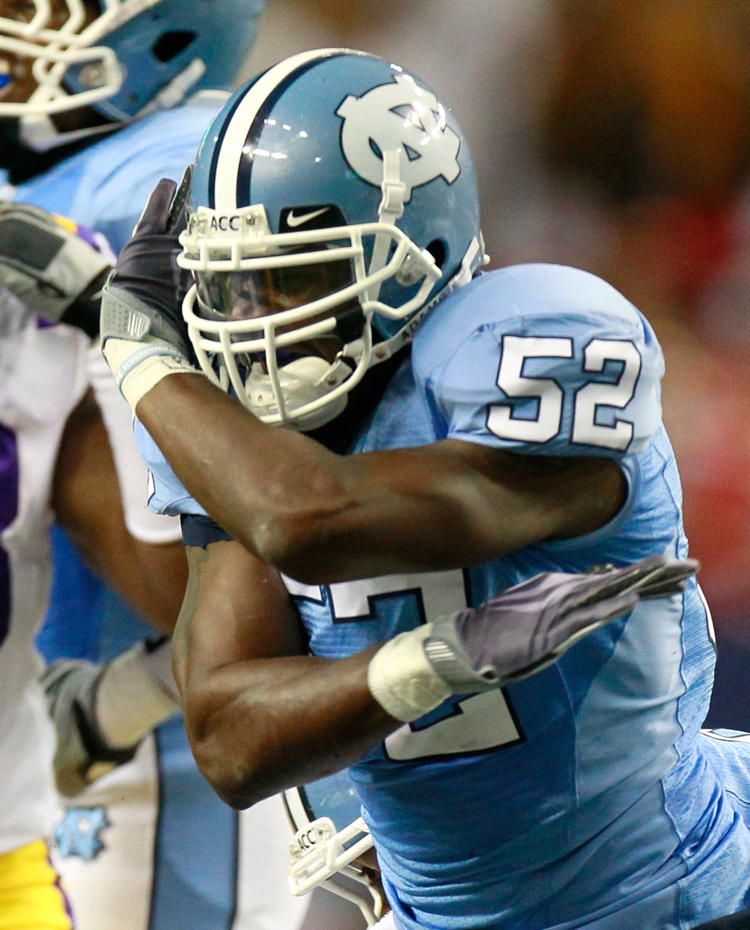ATLANTA - SEPTEMBER 04:  Quan Sturdivant #52 of the North Carolina Tar Heels against the LSU Tigers during the Chick-fil-A Kickoff Game at Georgia Dome on September 4, 2010 in Atlanta, Georgia.  (Photo by Kevin C. Cox/Getty Images)