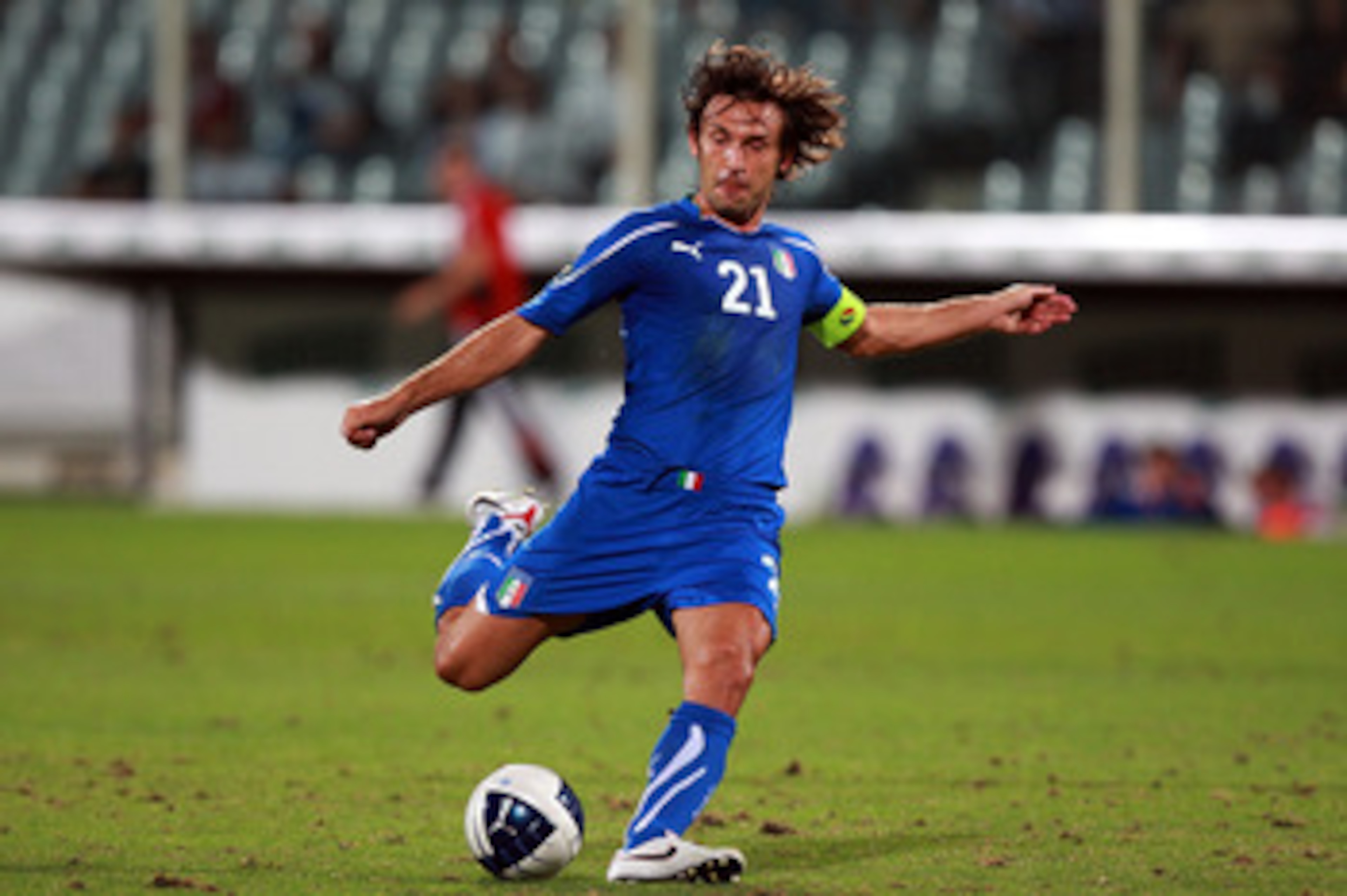 FLORENCE, ITALY - SEPTEMBER 07:  Andrea Pirlo of Italy in action during the Euro 2012 Group C qualifier match between Italy anf Faroe Islands on September 7, 2010 in Florence, Italy.  (Photo by Paolo Bruno/Getty Images)