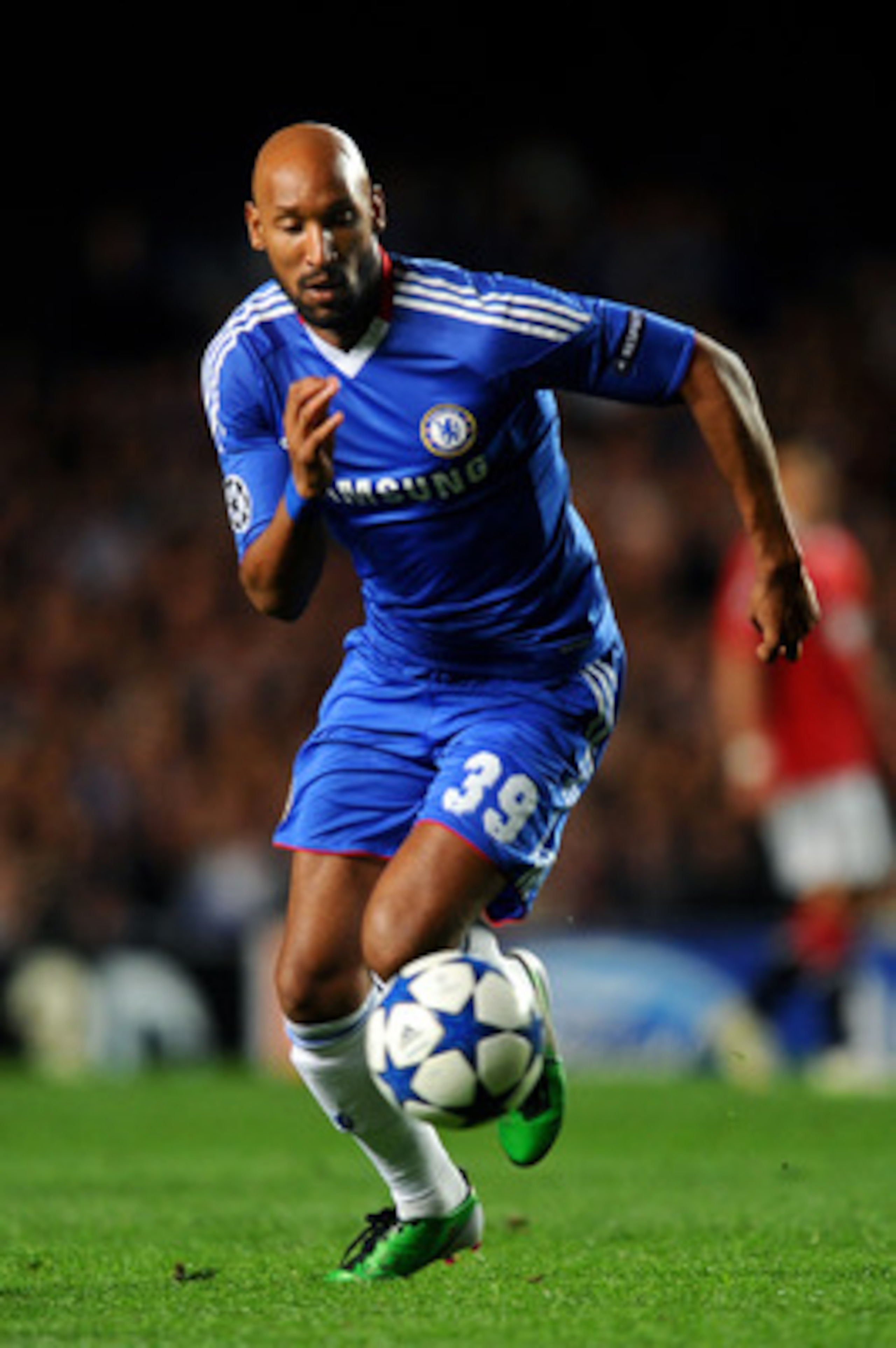 LONDON, ENGLAND - APRIL 06: Nicolas Anelka of Chelsea runs with the ball during the UEFA Champions League quarter final first leg match between Chelsea and Manchester United at Stamford Bridge on April 6, 2011 in London, England. (Photo by Mike Hewitt/Ge LONDON, ENGLAND - APRIL 06: Nicolas Anelka of Chelsea runs with the ball during the UEFA Champions League quarter final first leg match between Chelsea and Manchester United at Stamford Bridge on April 6, 2011 in London, England. (Photo by Mike Hewitt/Ge