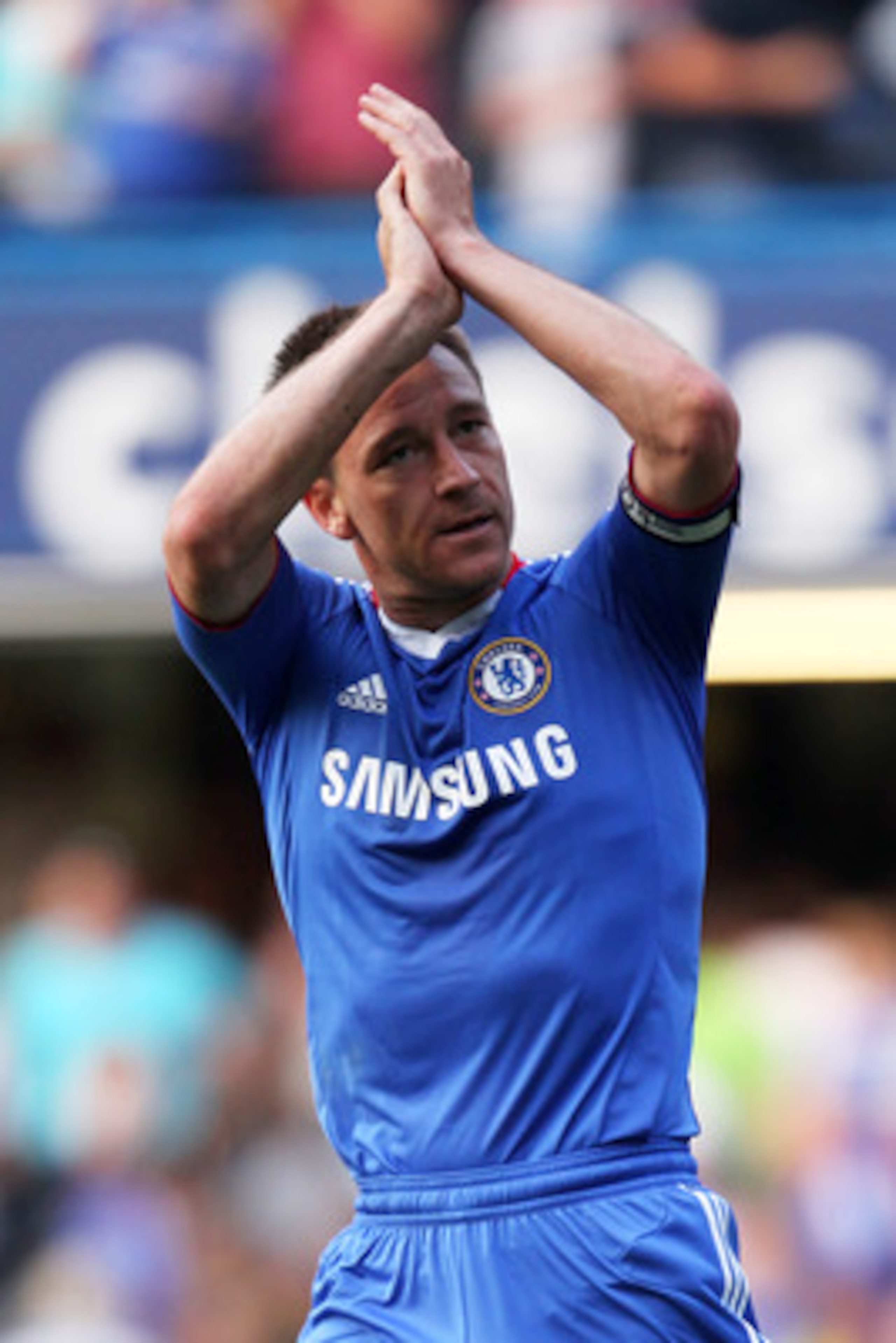LONDON, ENGLAND - APRIL 30: John Terry of Chelsea celebrate following their team's 2-1 victory during the Barclays Premier League match between Chelsea and Tottenham Hotspur at Stamford Bridge on April 30, 2011 in London, England. (Photo by Scott Heavey LONDON, ENGLAND - APRIL 30: John Terry of Chelsea celebrate following their team's 2-1 victory during the Barclays Premier League match between Chelsea and Tottenham Hotspur at Stamford Bridge on April 30, 2011 in London, England. (Photo by Scott Heavey