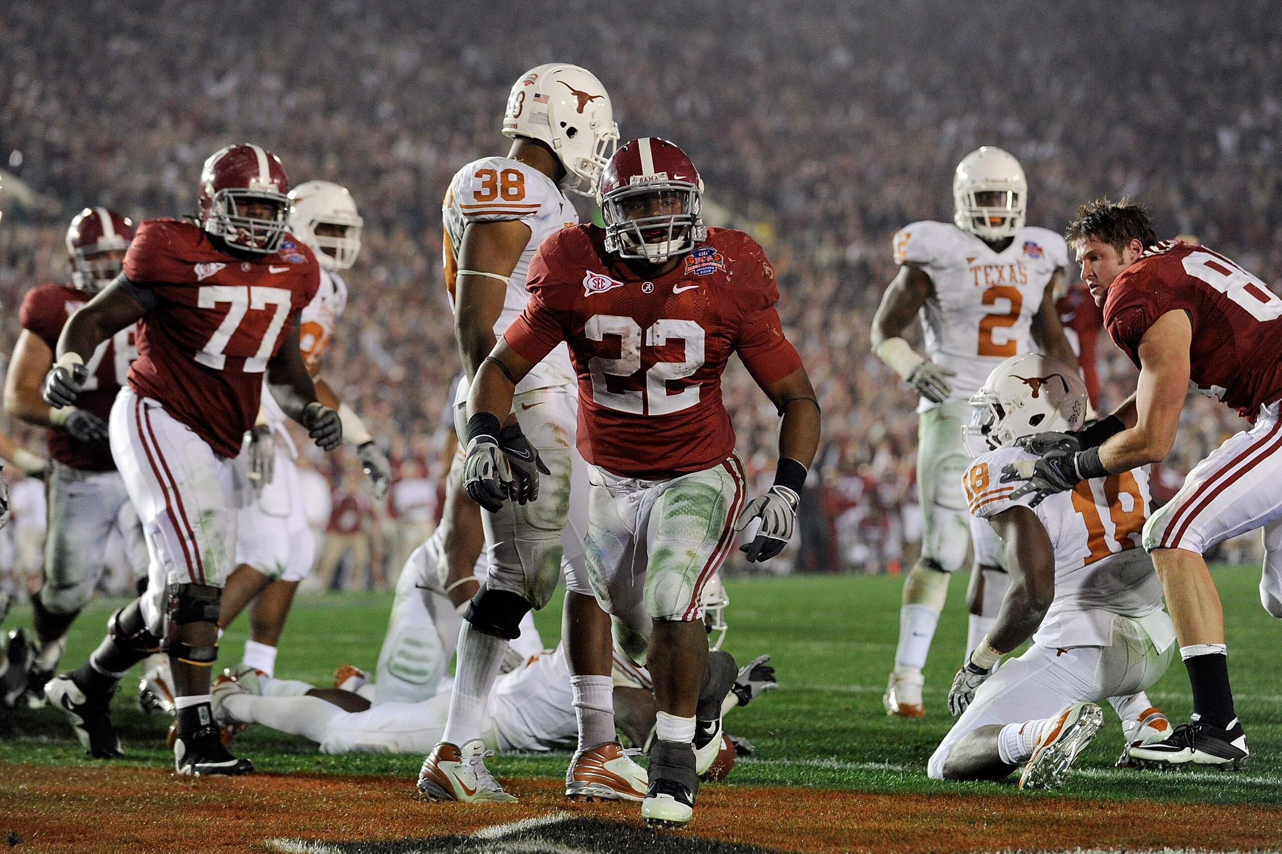 PASADENA, CA - JANUARY 07:  Running back Mark Ingram #22 of the Alabama Crimson Tide celebrates after scoring in the fourth quarter against the Texas Longhorns during the Citi BCS National Championship game at the Rose Bowl on January 7, 2010 in Pasadena,