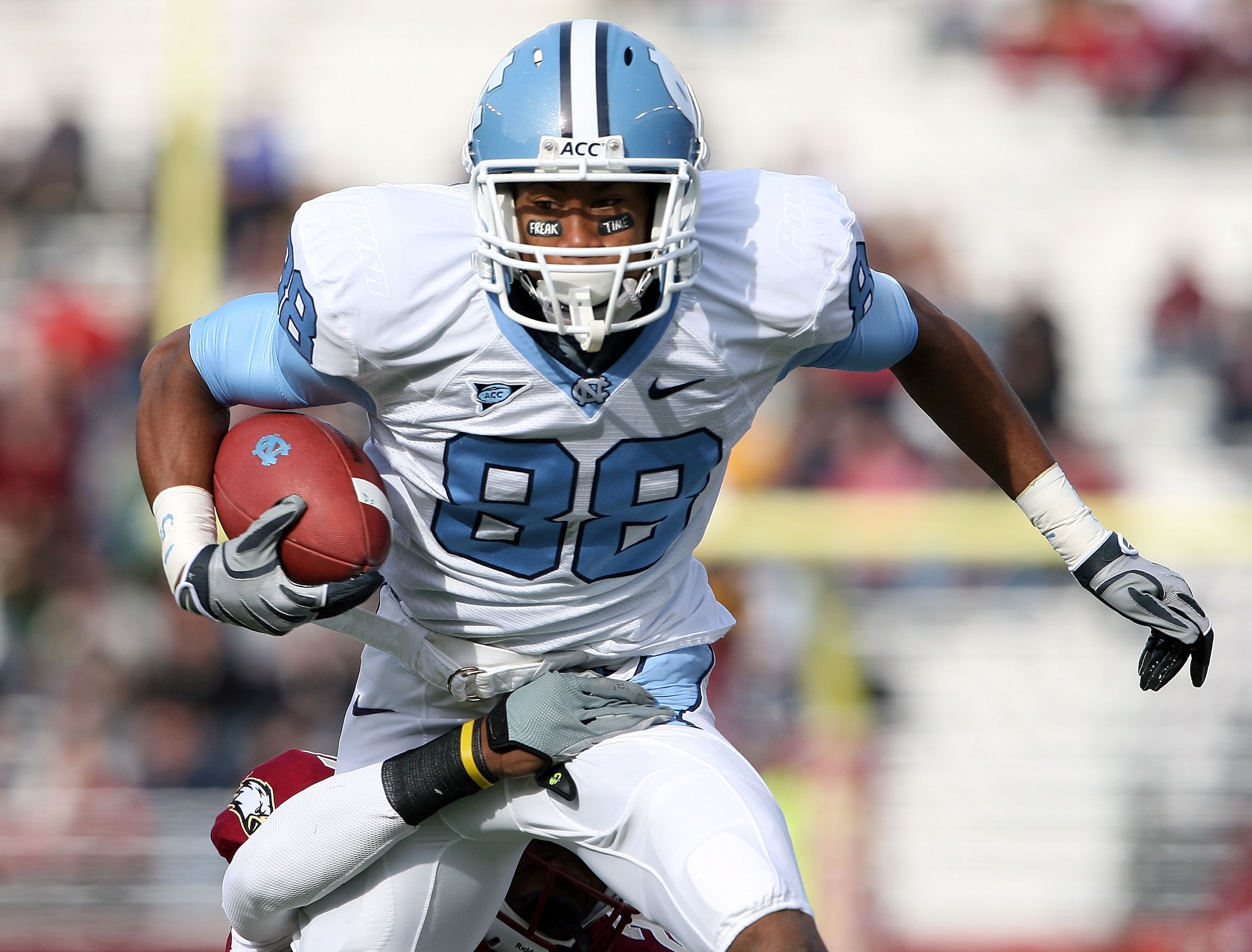 CHESTNUT HILL, MA - NOVEMBER 21:  Erik Highsmith #88 of the North Carolina Tar Heels tries to get a few extra yards against the Boston College Eagles on November 21, 2009 at Alumni Stadium in Chestnut Hill, Massachusetts.  (Photo by Elsa/Getty Images)