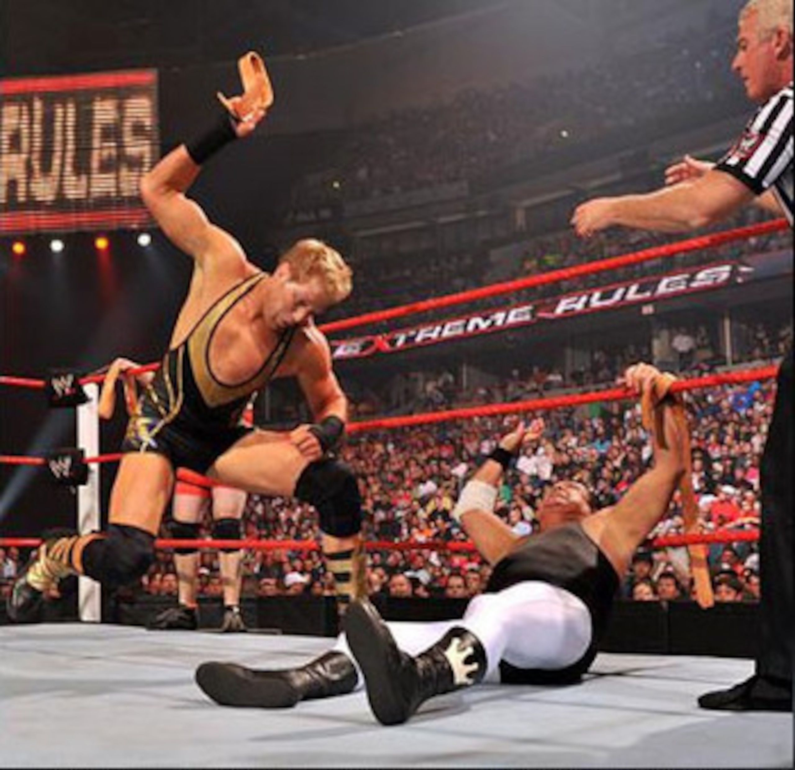 Photo copyright to WWE.com