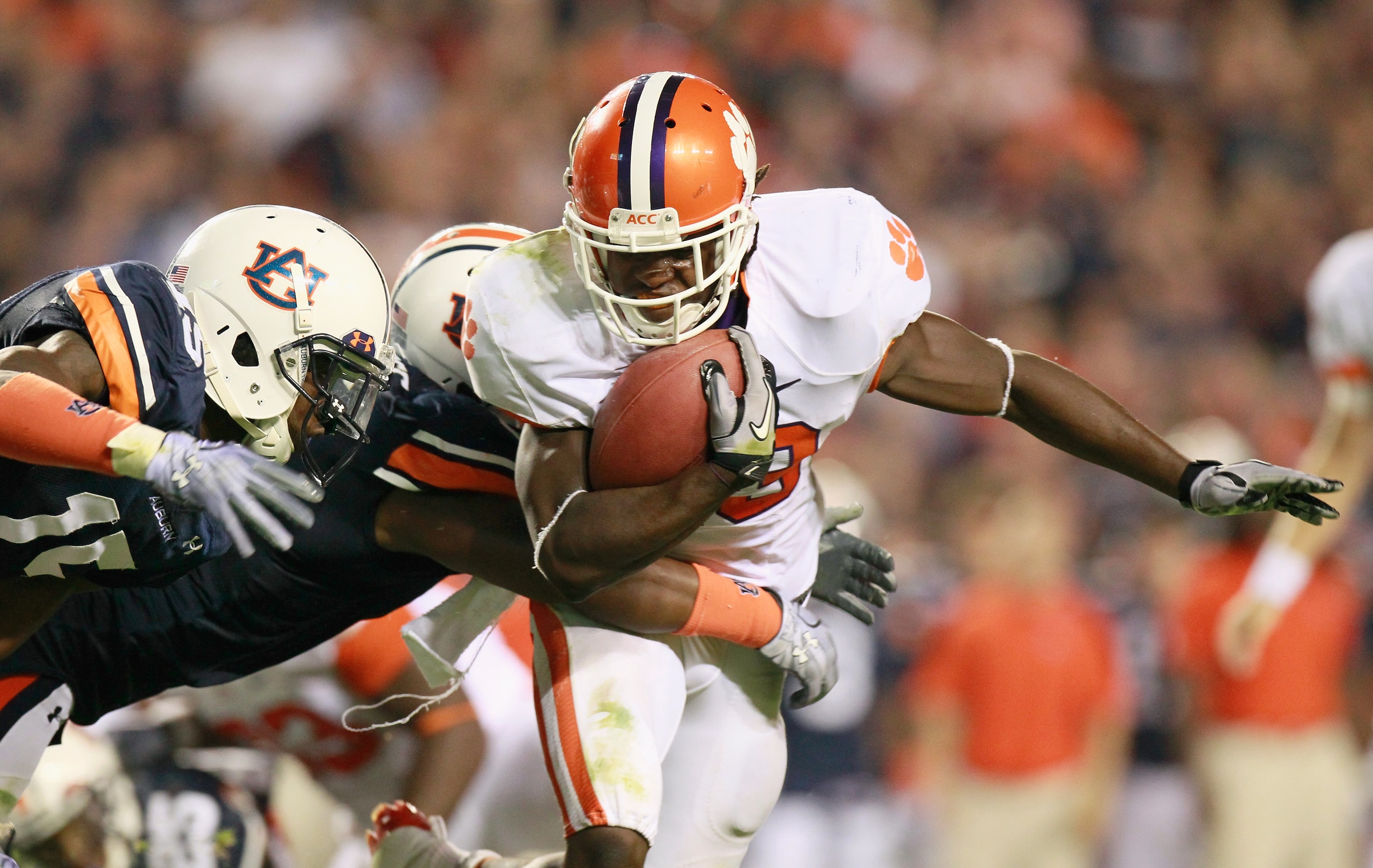 AUBURN, AL - SEPTEMBER 18:  Andre Ellington #23 of the Clemson Tigers against the Auburn Tigers at Jordan-Hare Stadium on September 18, 2010 in Auburn, Alabama.  (Photo by Kevin C. Cox/Getty Images)