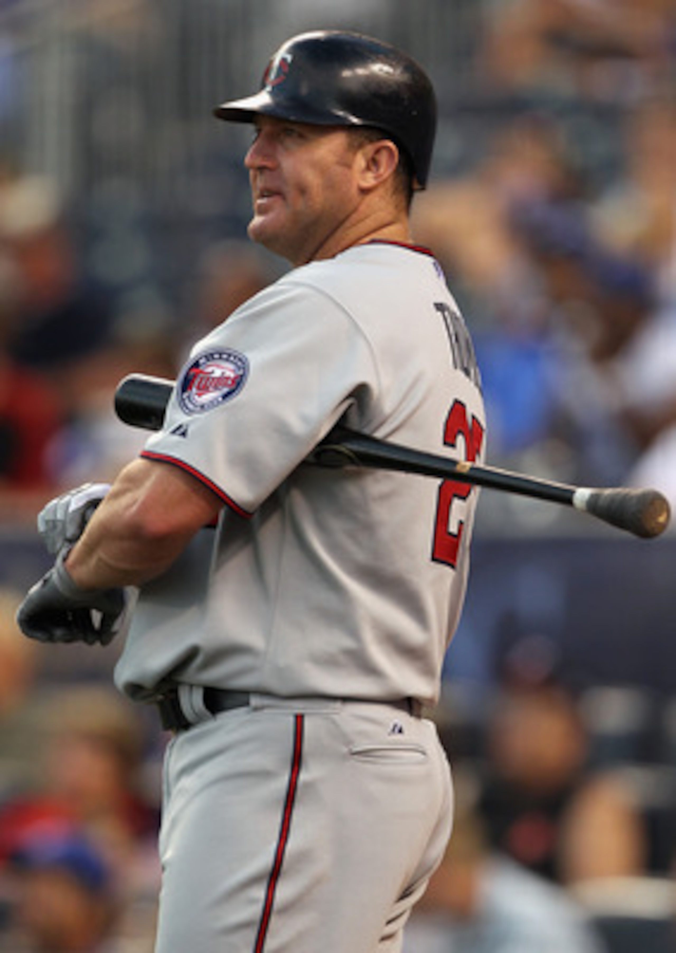 KANSAS CITY, MO - JULY 26:  Jim Thome #25 of the Minnesota Twins stands on deck during the game against the Kansas City Royals on July 26, 2010 at Kauffman Stadium in Kansas City, Missouri.  (Photo by Jamie Squire/Getty Images)