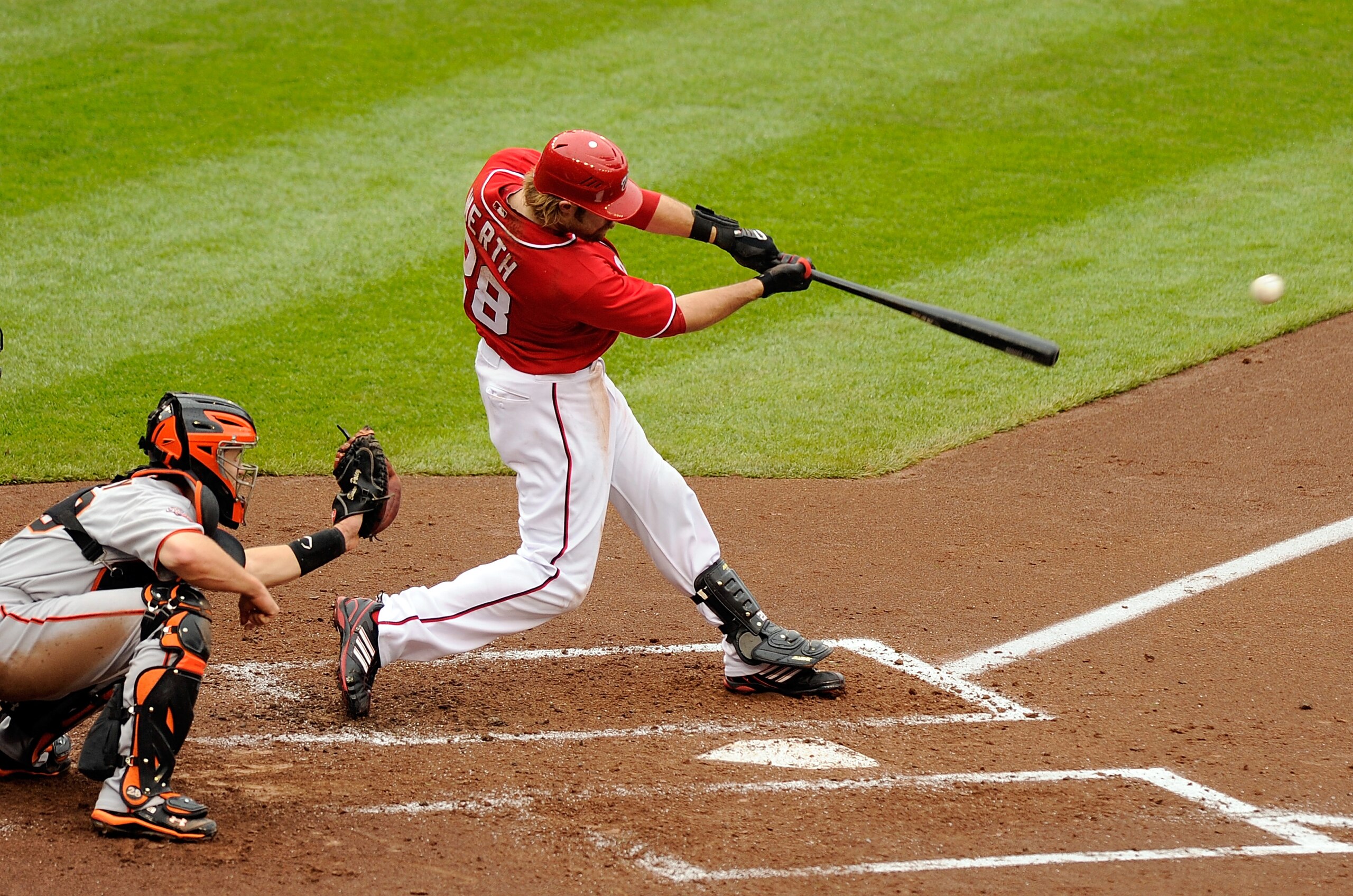 WASHINGTON, DC - MAY 01:  Jayson Werth #28 of the Washington Nationals singles in the third inning against the San Francisco Giants at Nationals Park on May 1, 2011 in Washington, DC.  (Photo by Greg Fiume/Getty Images)