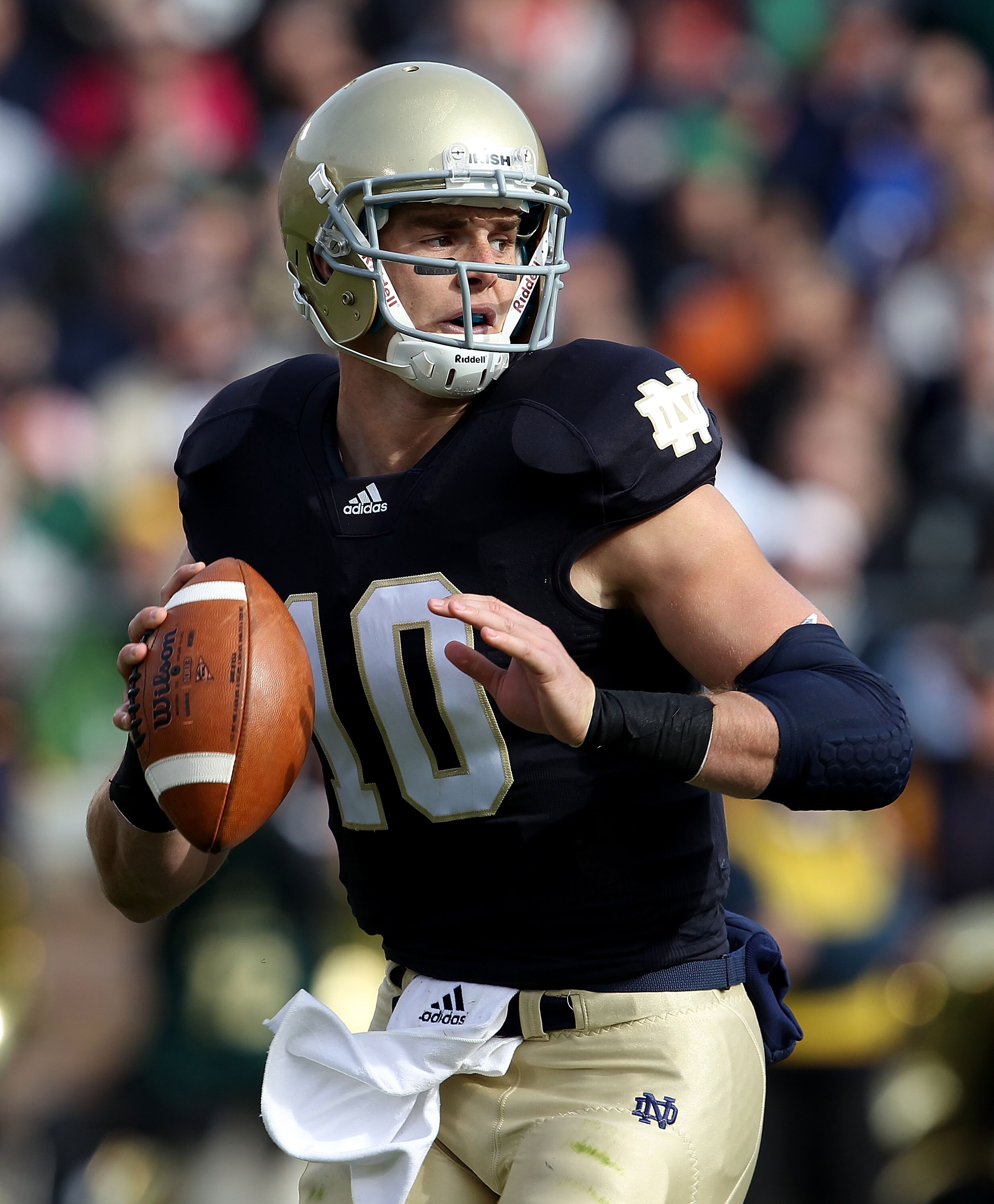 SOUTH BEND, IN - OCTOBER 30: Dayne Crist #10 of the Notre Dame Fighting Irish looks for a receiver against the Tulsa Golden Hurricane at Notre Dame Stadium on October 30, 2010 in South Bend, Indiana. Tulsa defeated Notre Dame 28-27. (Photo by Jonathan Dan SOUTH BEND, IN - OCTOBER 30: Dayne Crist #10 of the Notre Dame Fighting Irish looks for a receiver against the Tulsa Golden Hurricane at Notre Dame Stadium on October 30, 2010 in South Bend, Indiana. Tulsa defeated Notre Dame 28-27. (Photo by Jonathan Dan