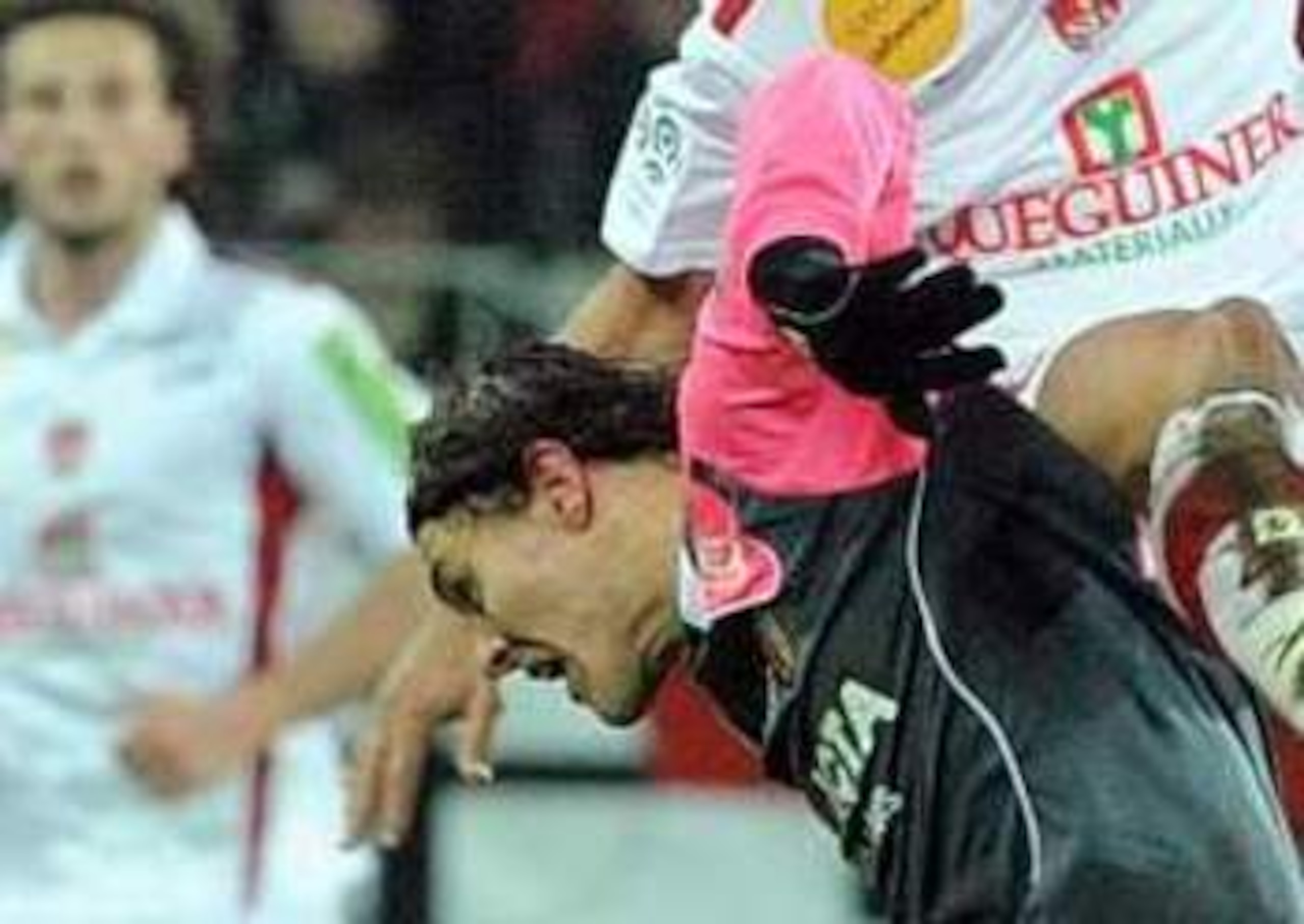 Apparently "Pink-Eye" Has A Different Meaning When Facing RC Lens Apparently "Pink-Eye" Has A Different Meaning When Facing RC Lens