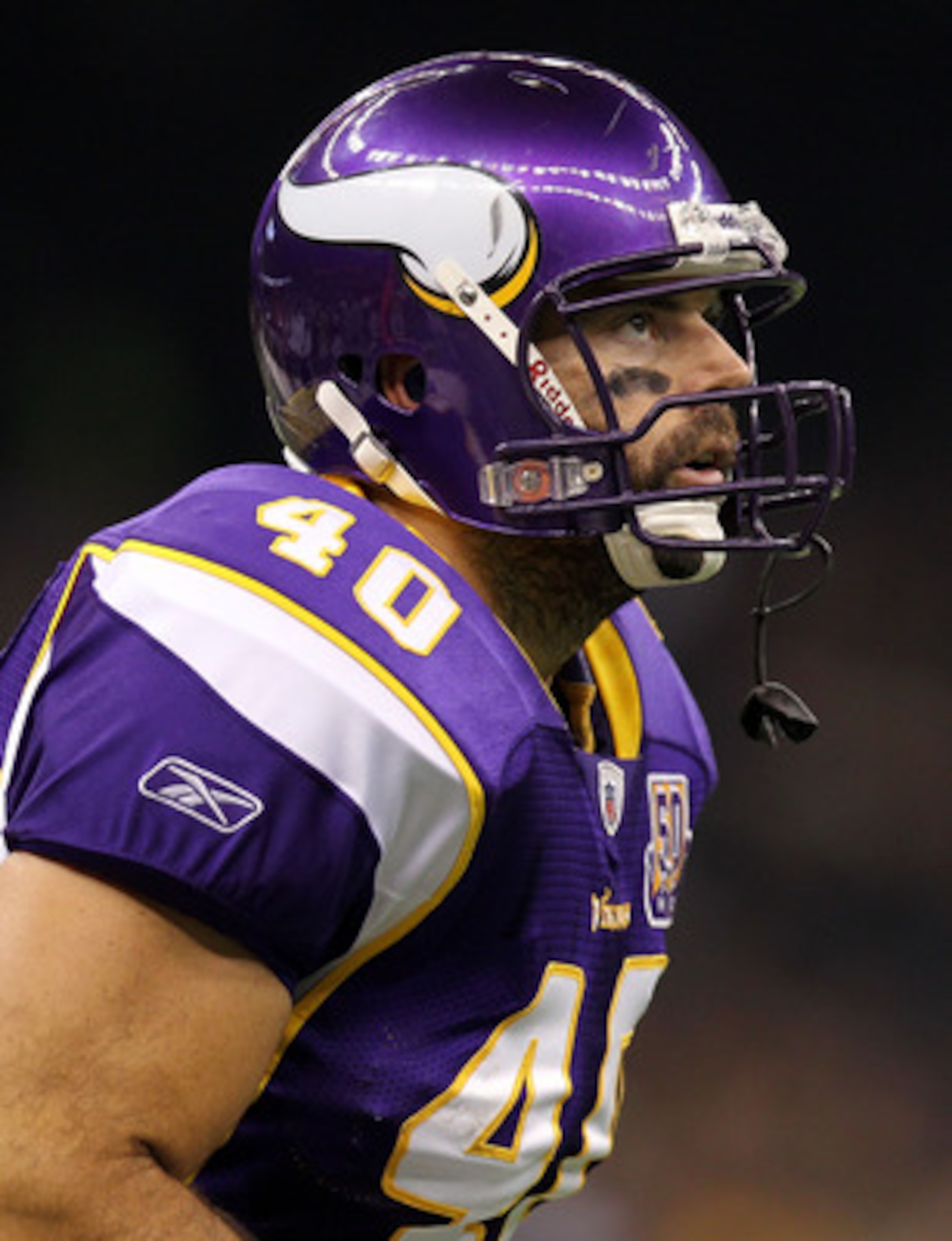 NEW ORLEANS - SEPTEMBER 09:  Jim Kleinsasser #40 of the Minnesota Vikings at Louisiana Superdome on September 9, 2010 in New Orleans, Louisiana.  (Photo by Ronald Martinez/Getty Images)
