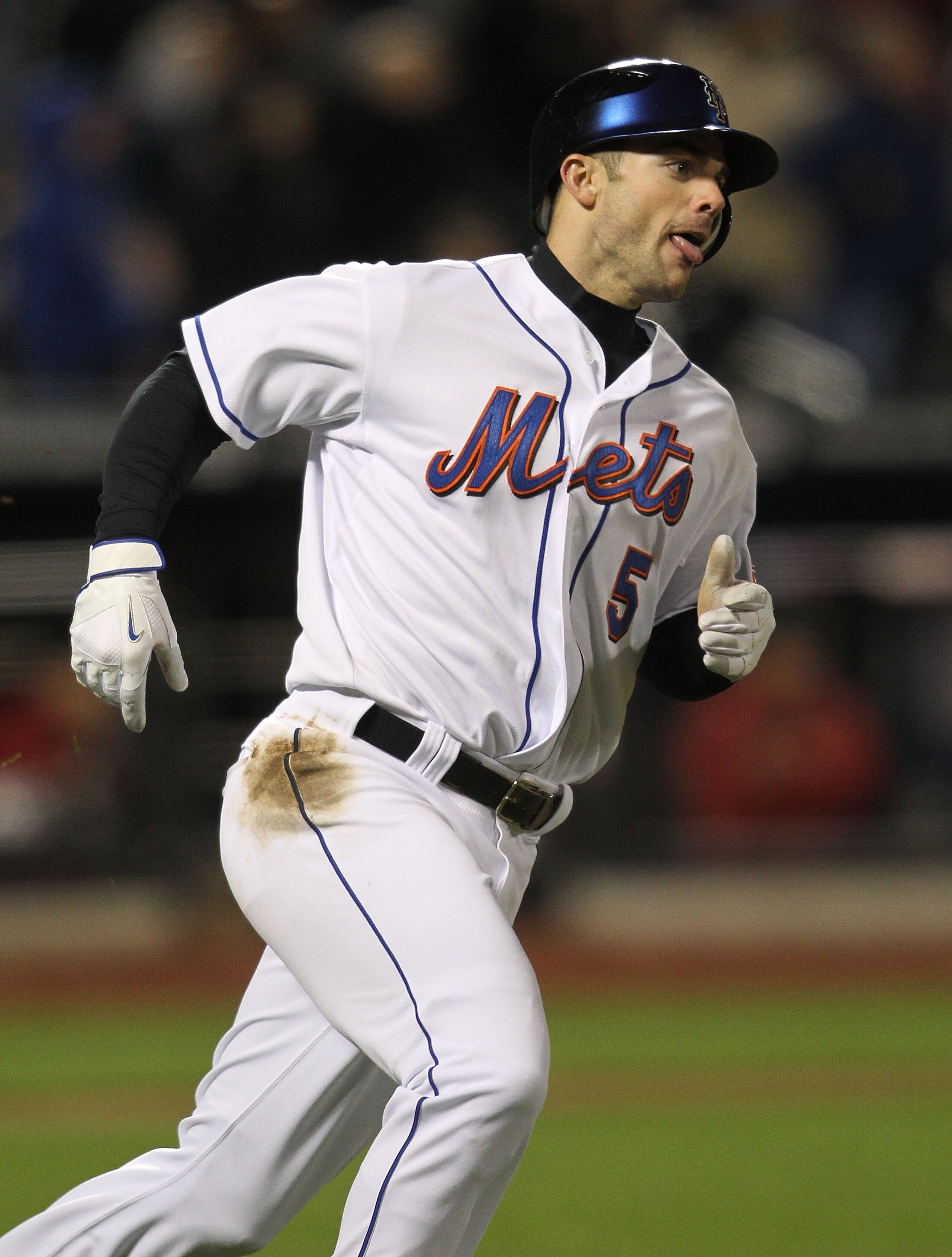 NEW YORK, NY - APRIL 21: David Wright #5 of the New York Mets rounds the bases on his fourth inning solo home run against the Houston Astros at Citi Field on April 21, 2011 in the Flushing neighborhood of the Queens borough of New York City. (Photo by N NEW YORK, NY - APRIL 21: David Wright #5 of the New York Mets rounds the bases on his fourth inning solo home run against the Houston Astros at Citi Field on April 21, 2011 in the Flushing neighborhood of the Queens borough of New York City. (Photo by N