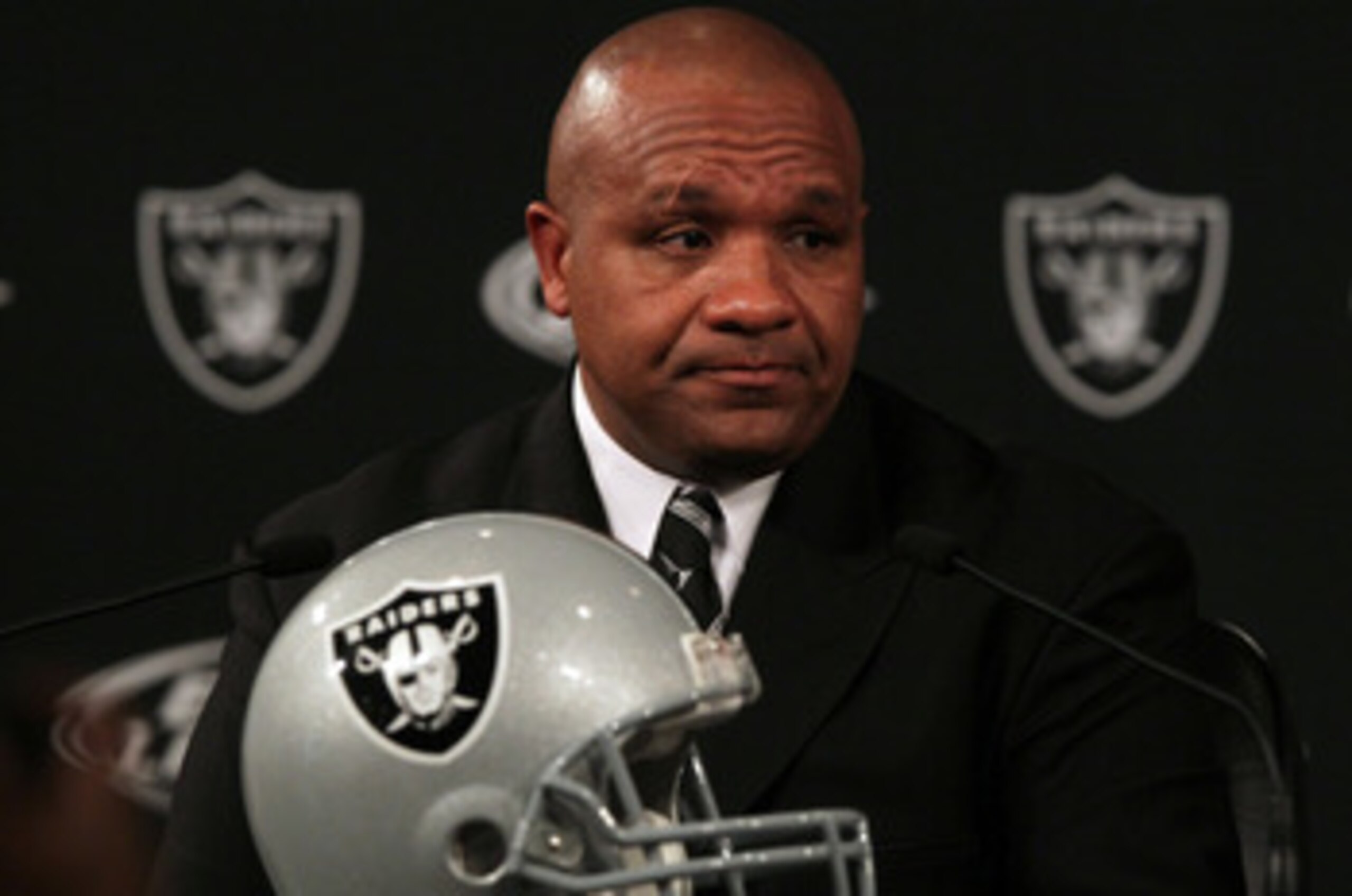 ALAMEDA, CA - JANUARY 18: New Oakland Raiders coach Hue Jackson pauses as he speaks to reporters during a press conference on January 18, 2011 in Alameda, California. Hue Jackson was introduced as the new coach of the Oakland Raiders, replacing the fired ALAMEDA, CA - JANUARY 18: New Oakland Raiders coach Hue Jackson pauses as he speaks to reporters during a press conference on January 18, 2011 in Alameda, California. Hue Jackson was introduced as the new coach of the Oakland Raiders, replacing the fired